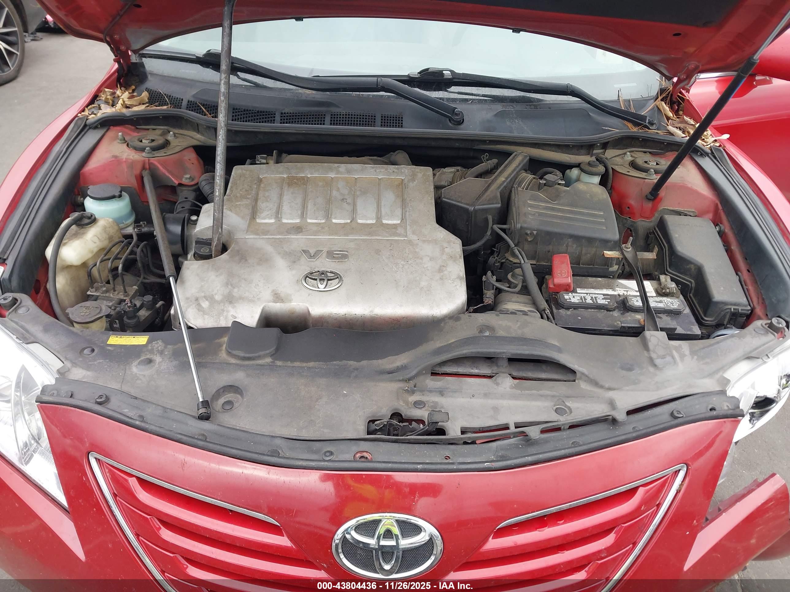TOYOTA CAMRY image 10