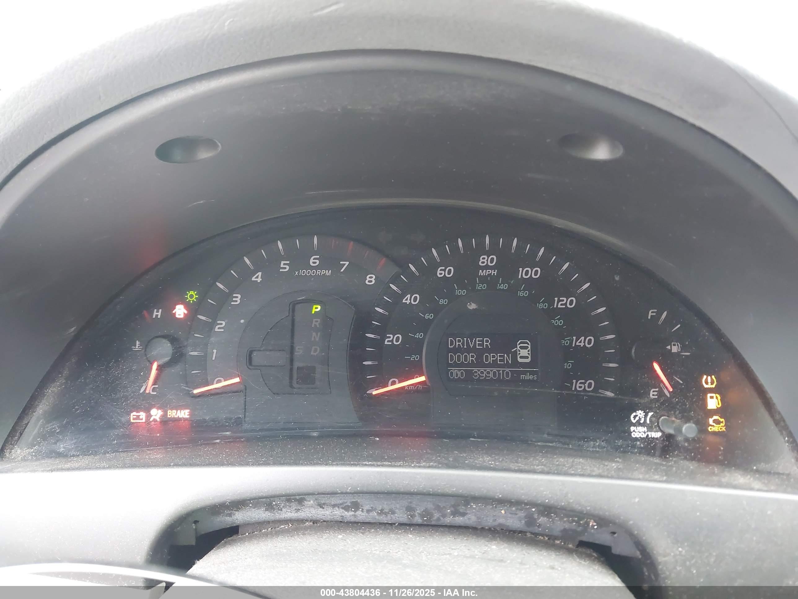 TOYOTA CAMRY image 7