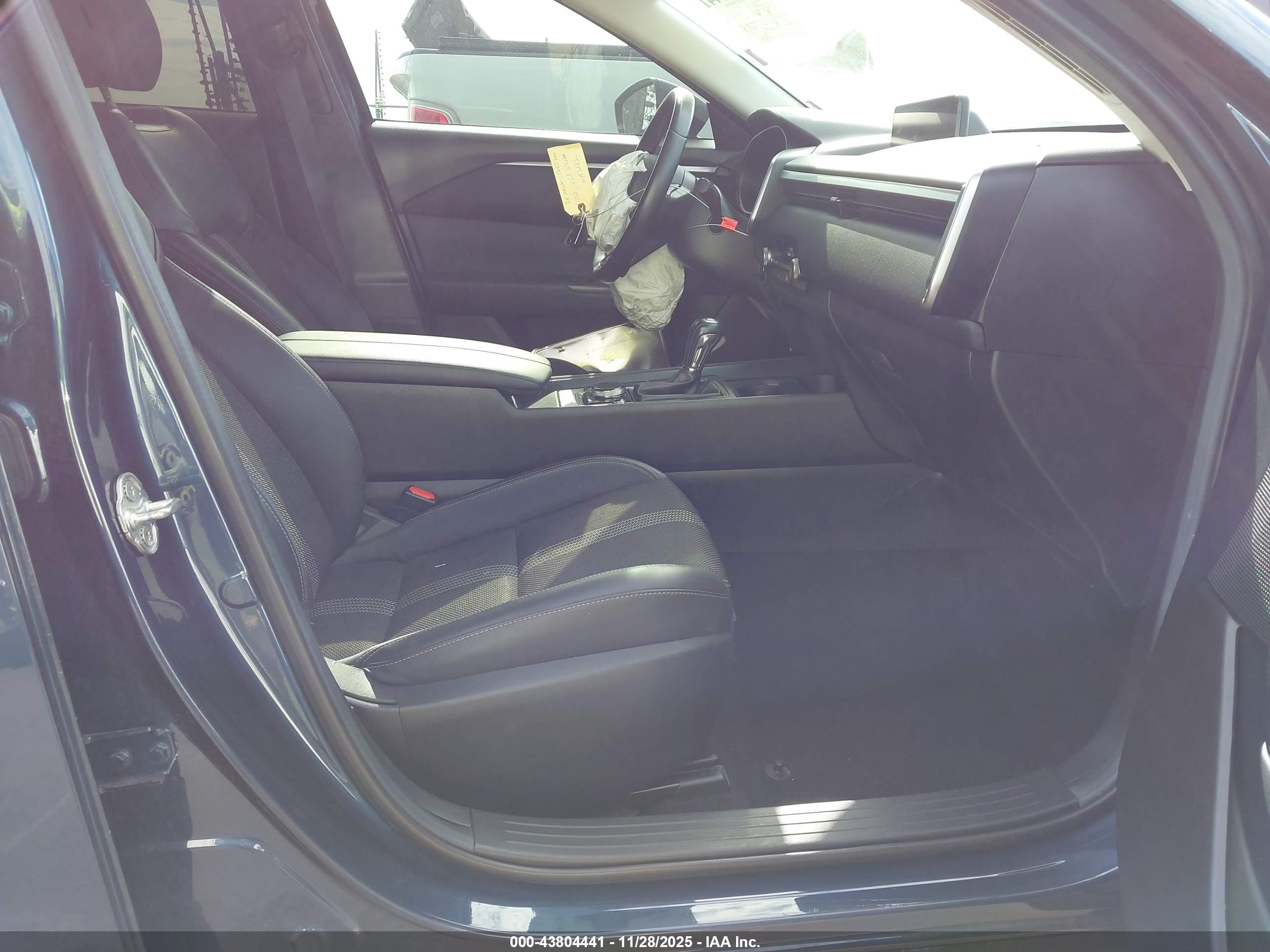 MAZDA CX-50 image 5