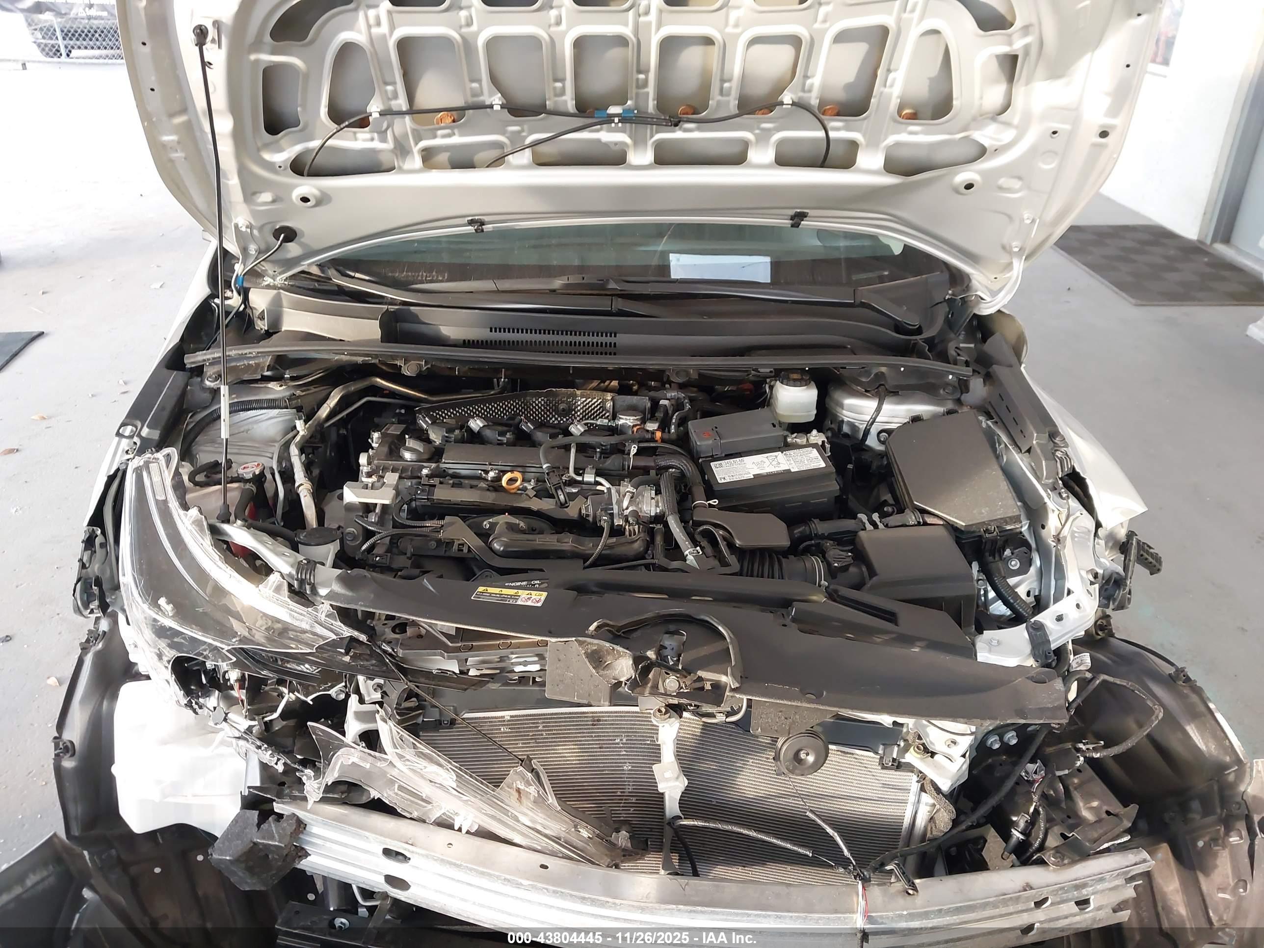 TOYOTA COROLLA image 10