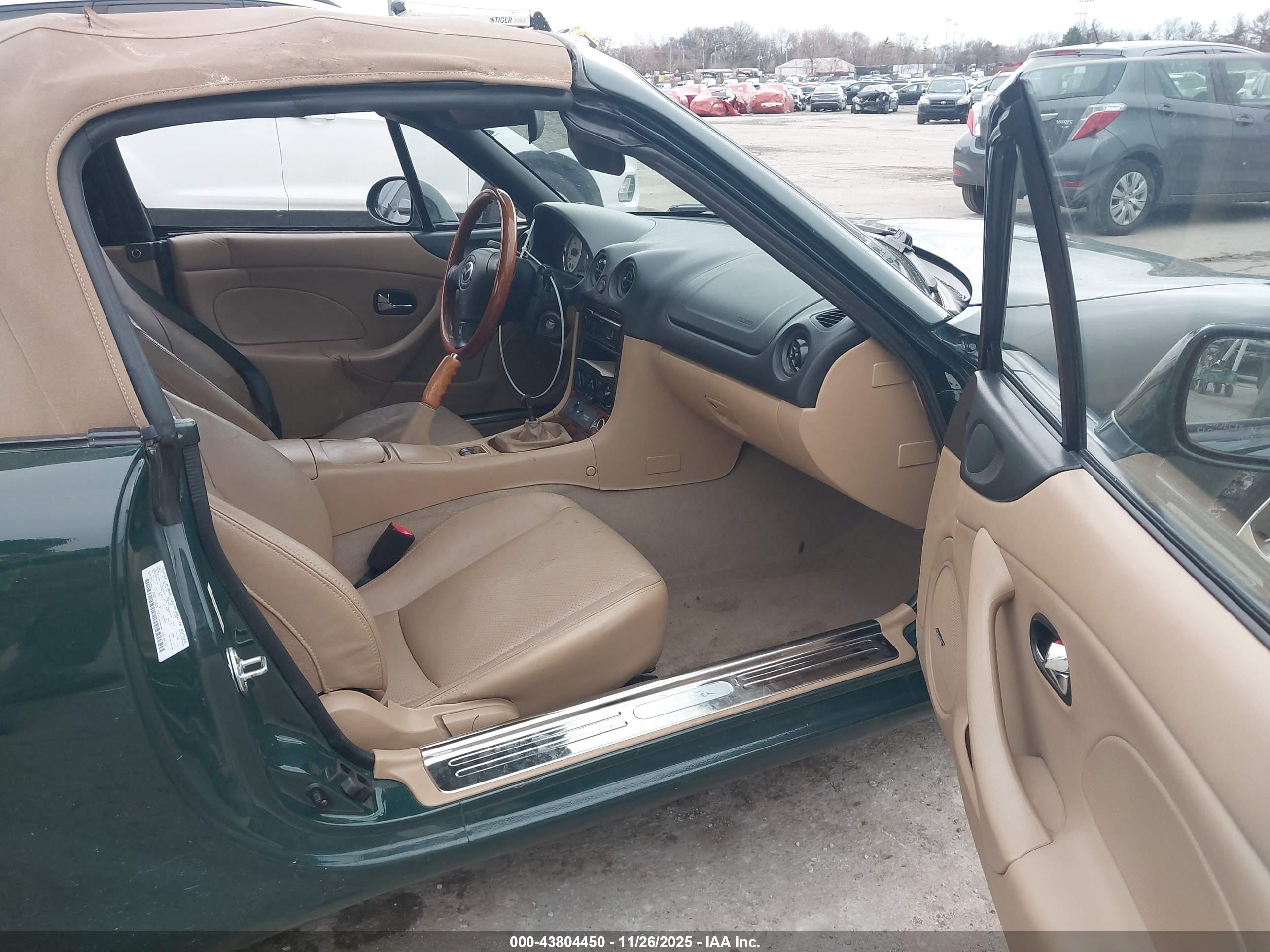 MAZDA MX-5 image 5
