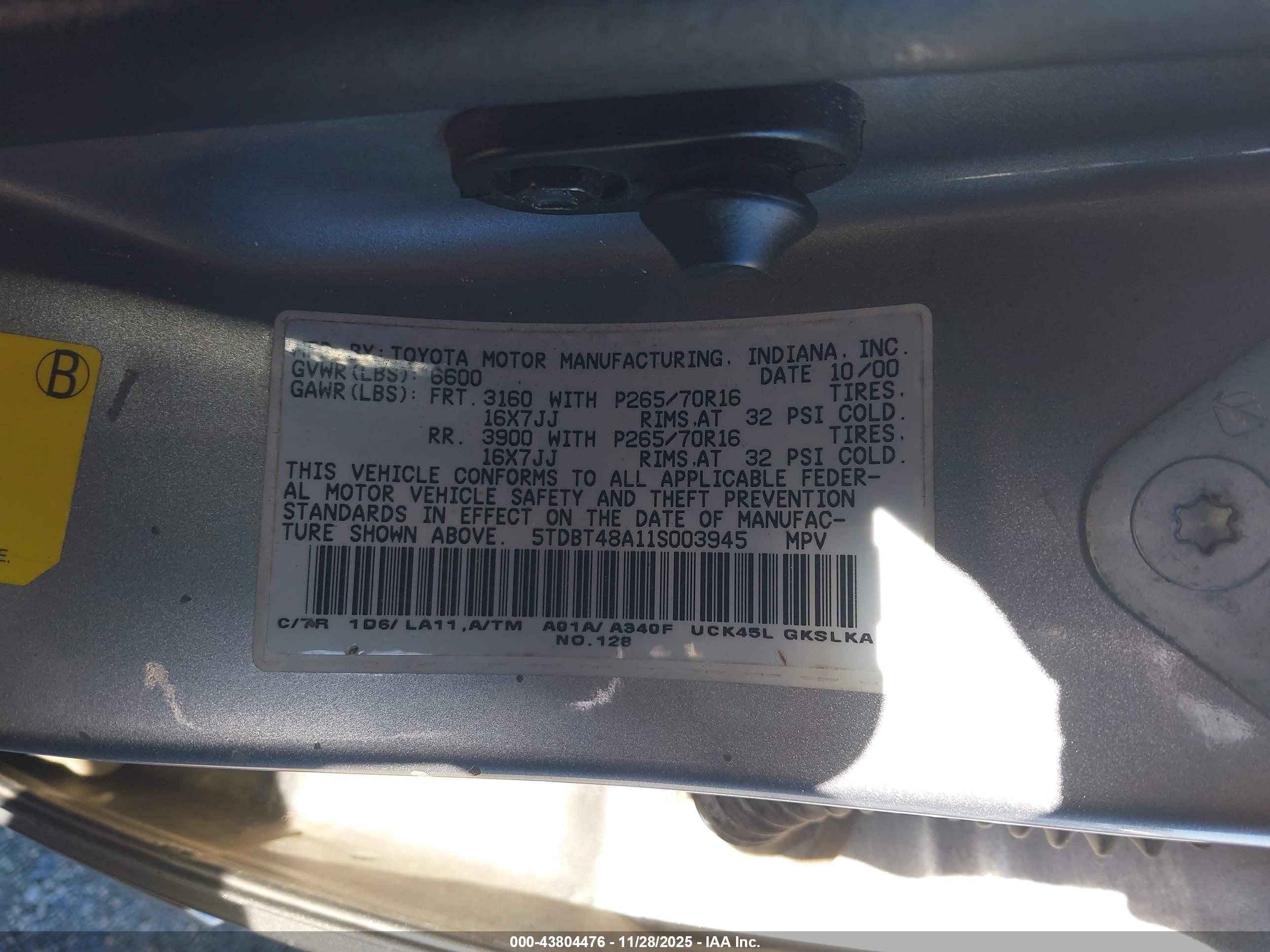 TOYOTA SEQUOIA image 9