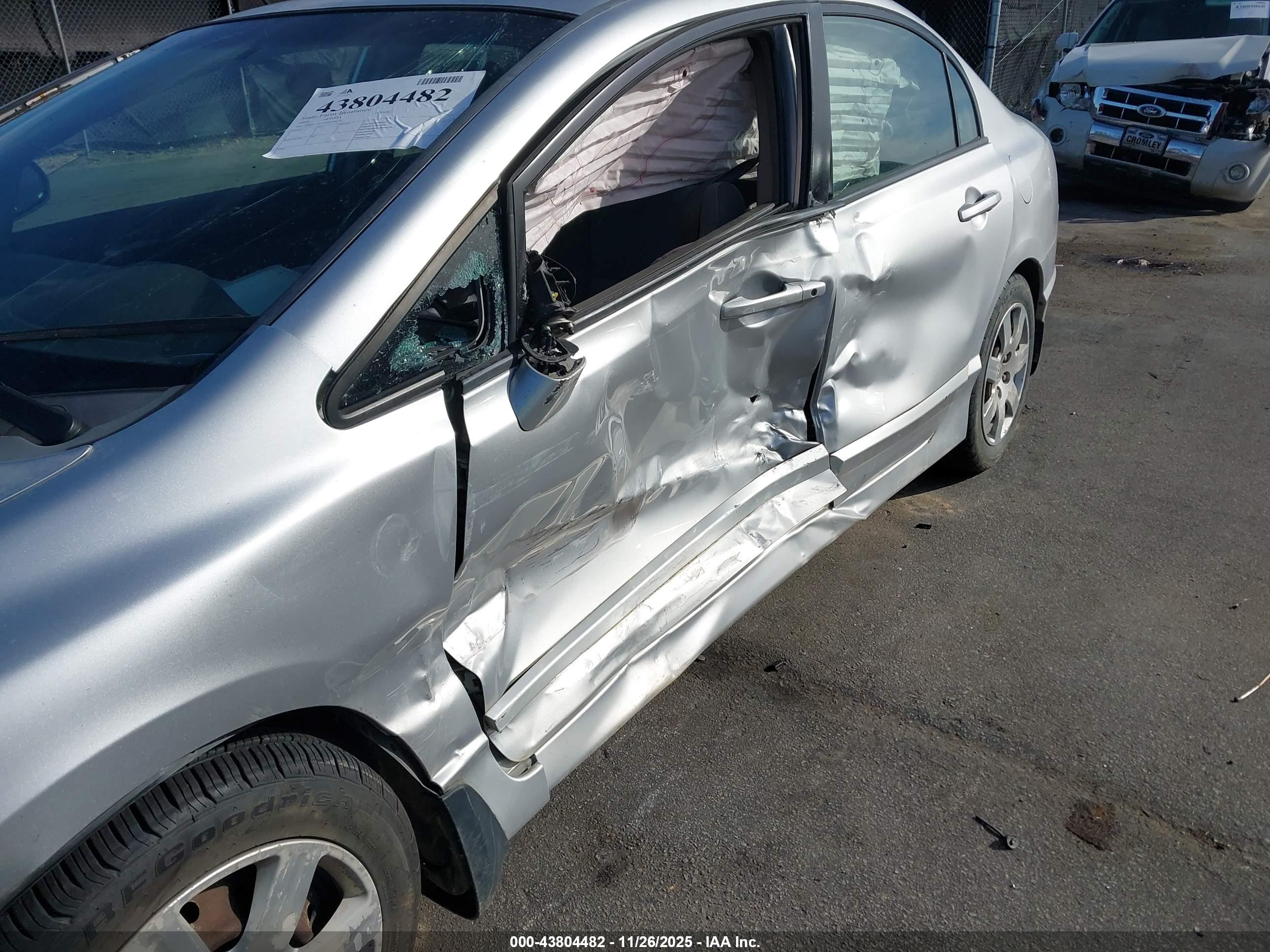 HONDA CIVIC image 6