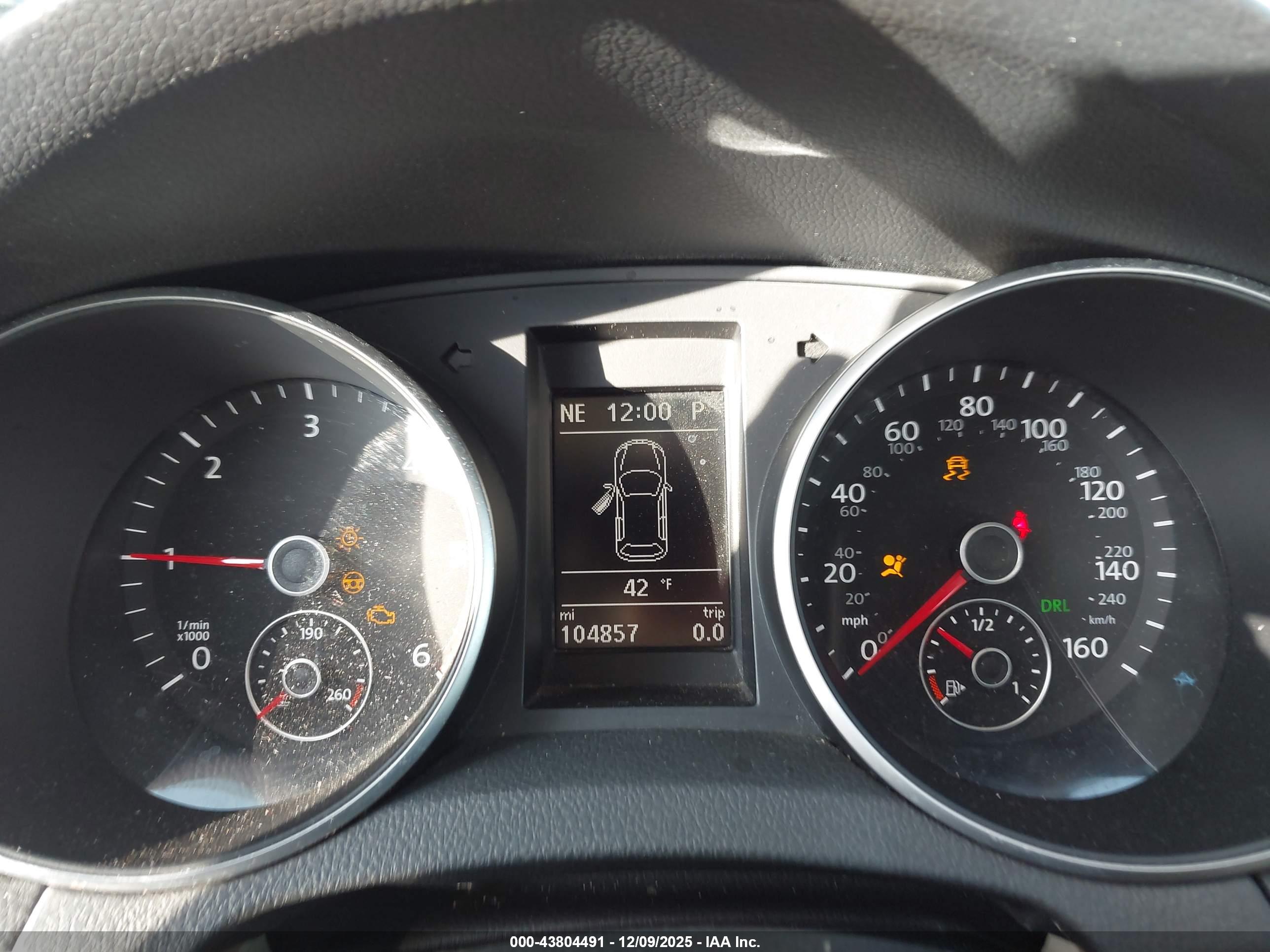 VOLKSWAGEN JETTA image 7
