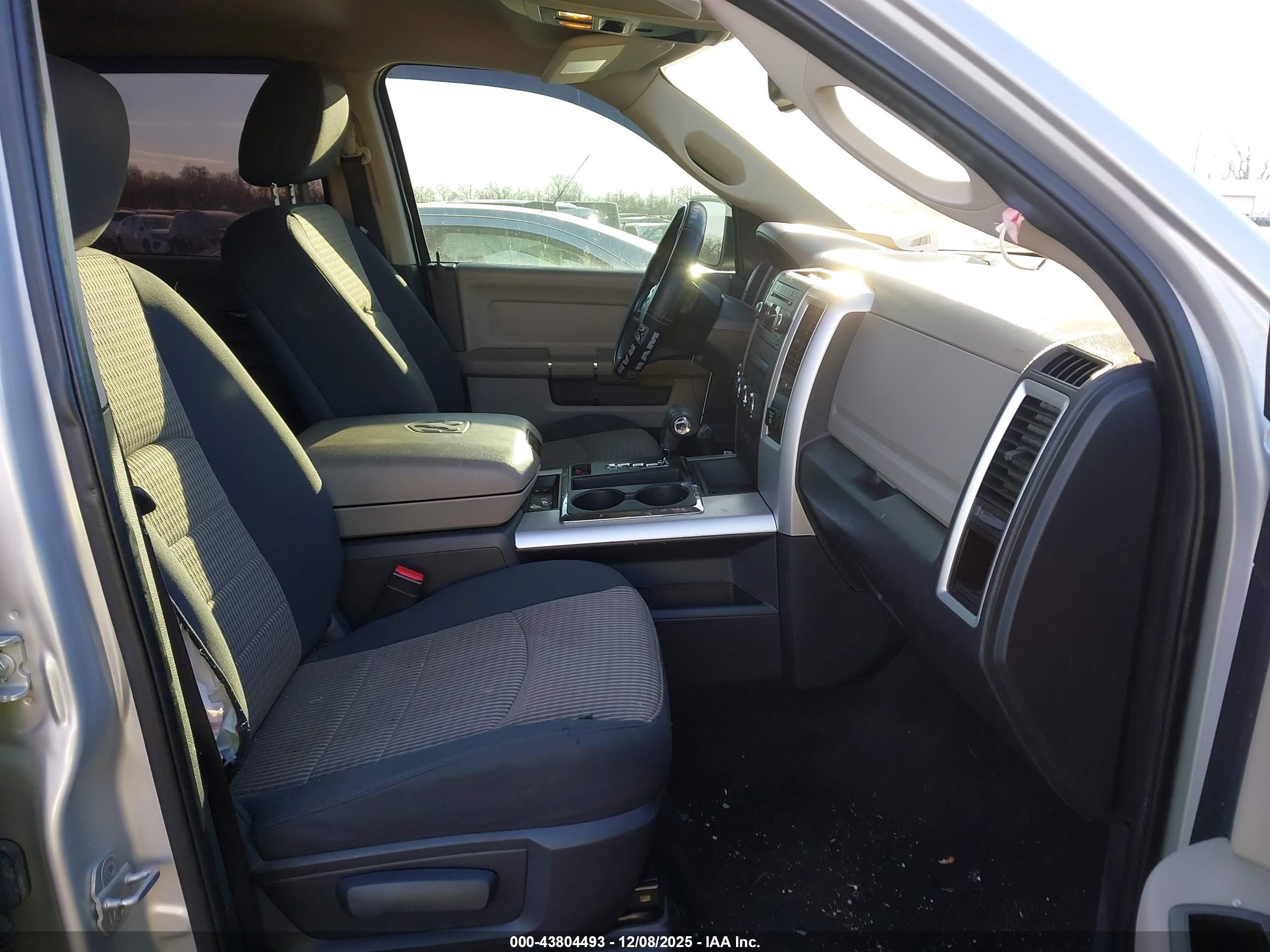RAM 1500 image 5