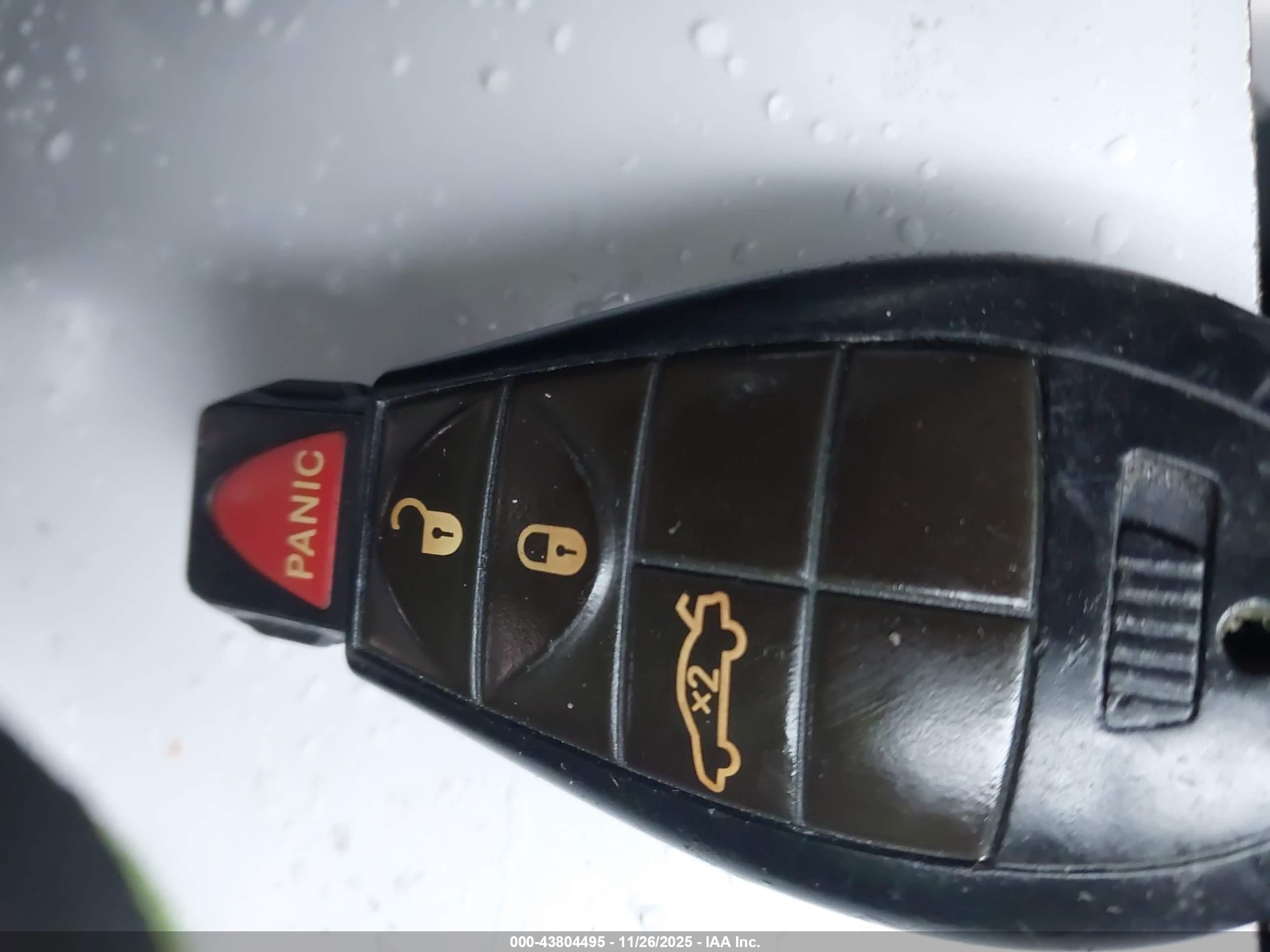 DODGE CHALLENGER image 11