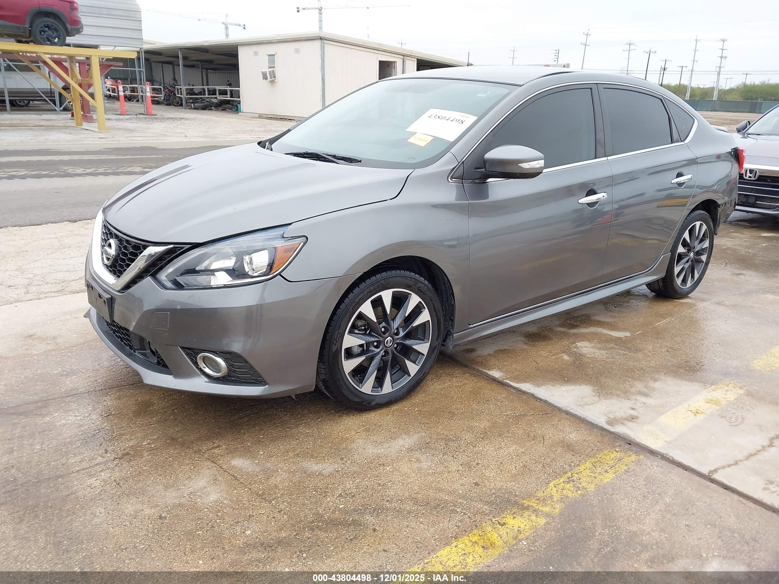 NISSAN SENTRA image 2