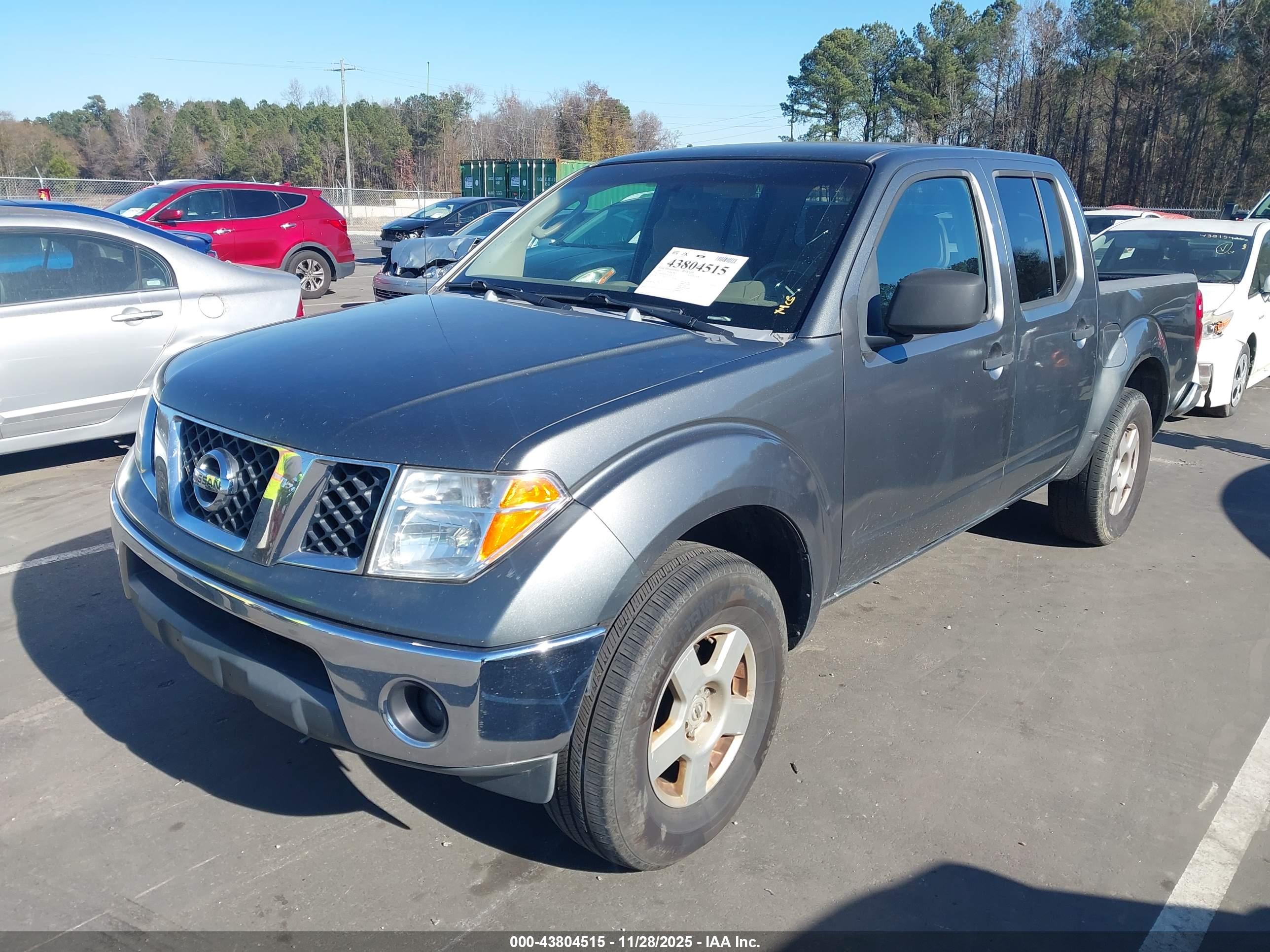 NISSAN FRONTIER image 2