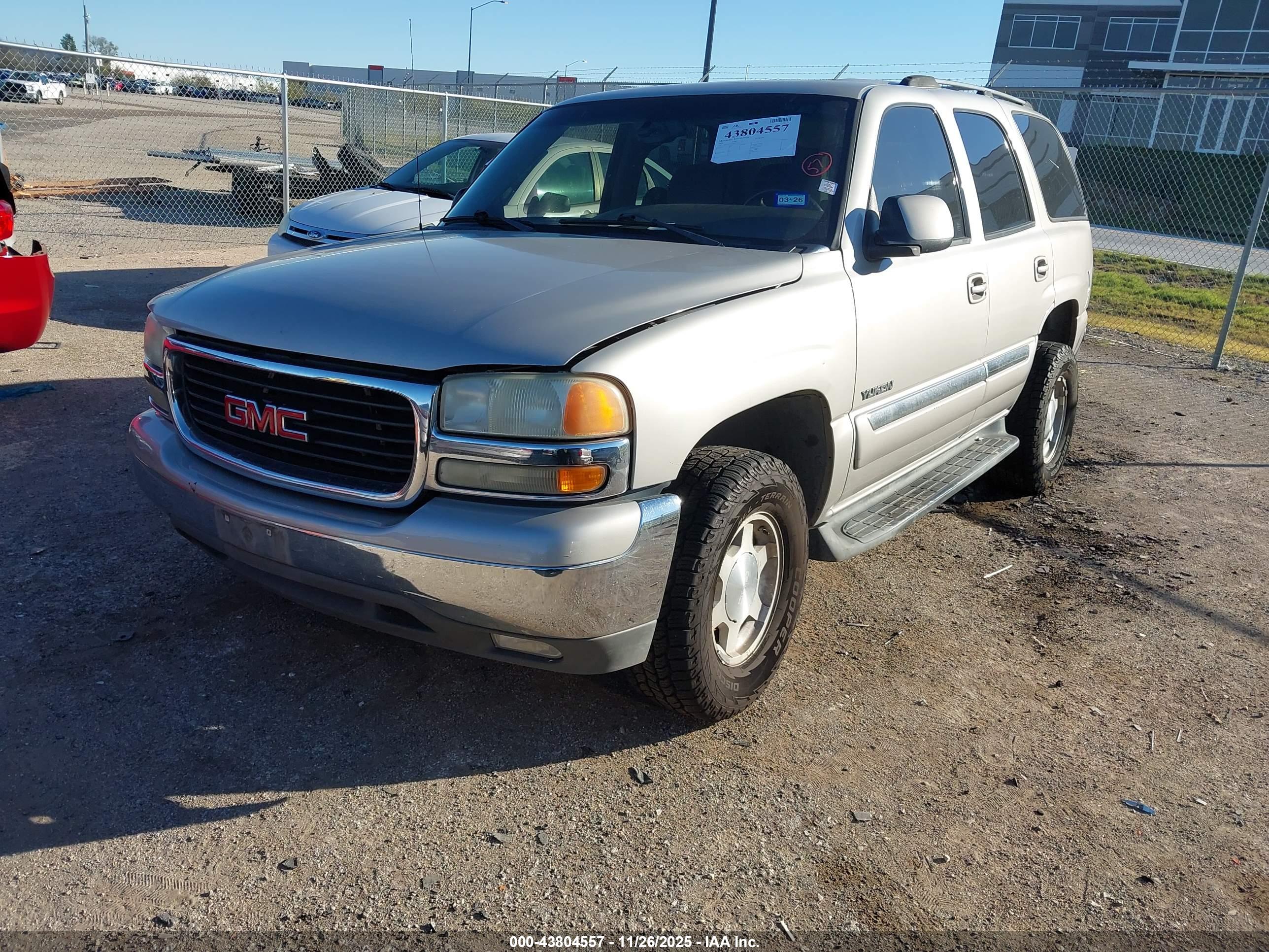 GMC YUKON image 2