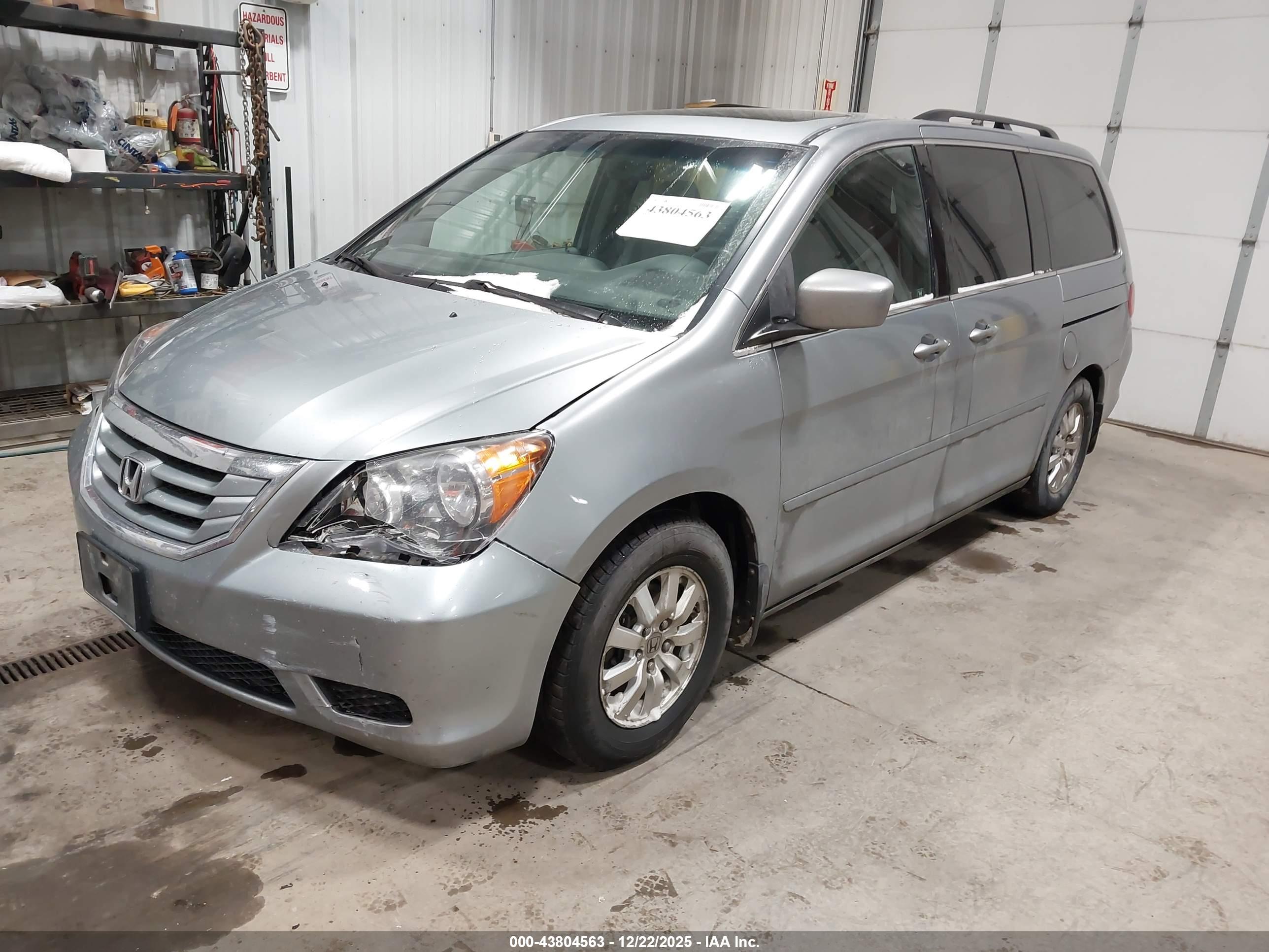 HONDA ODYSSEY image 2
