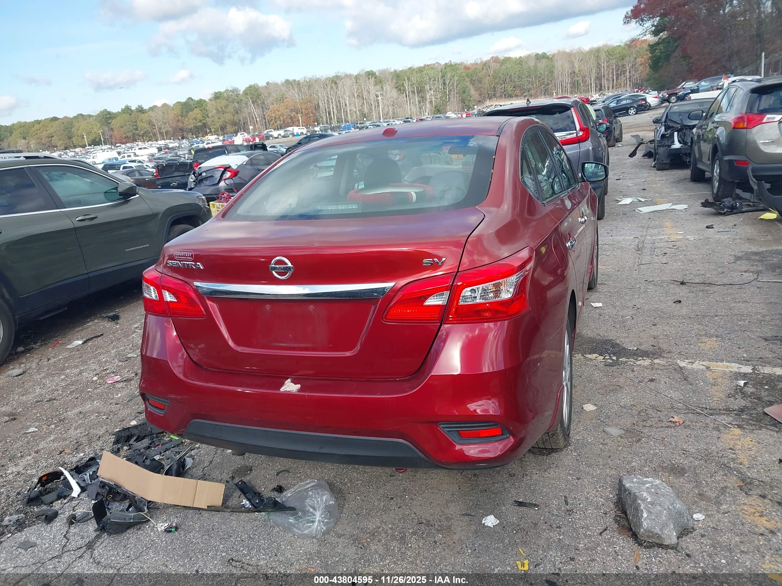 NISSAN SENTRA image 4