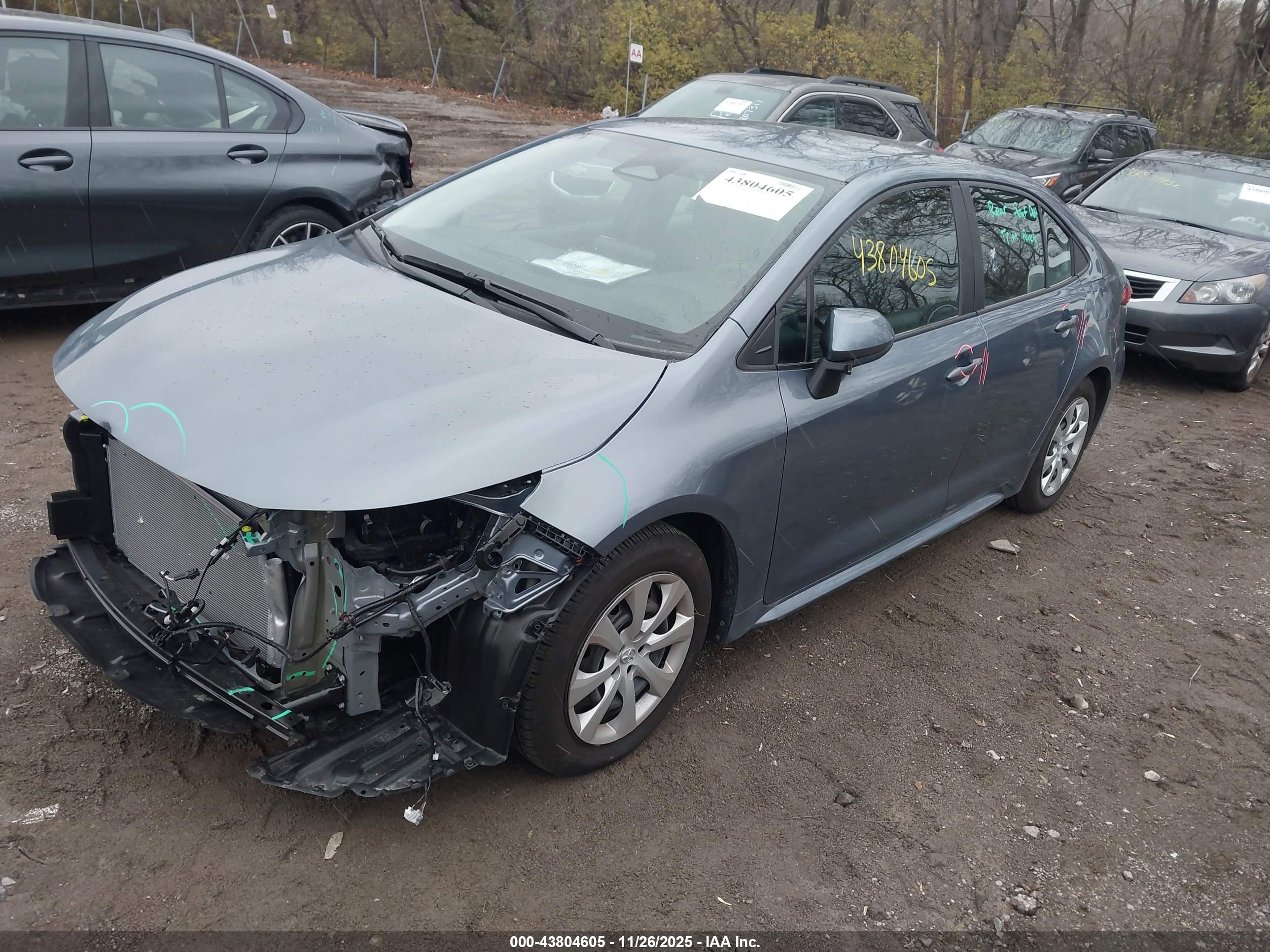 TOYOTA COROLLA image 2