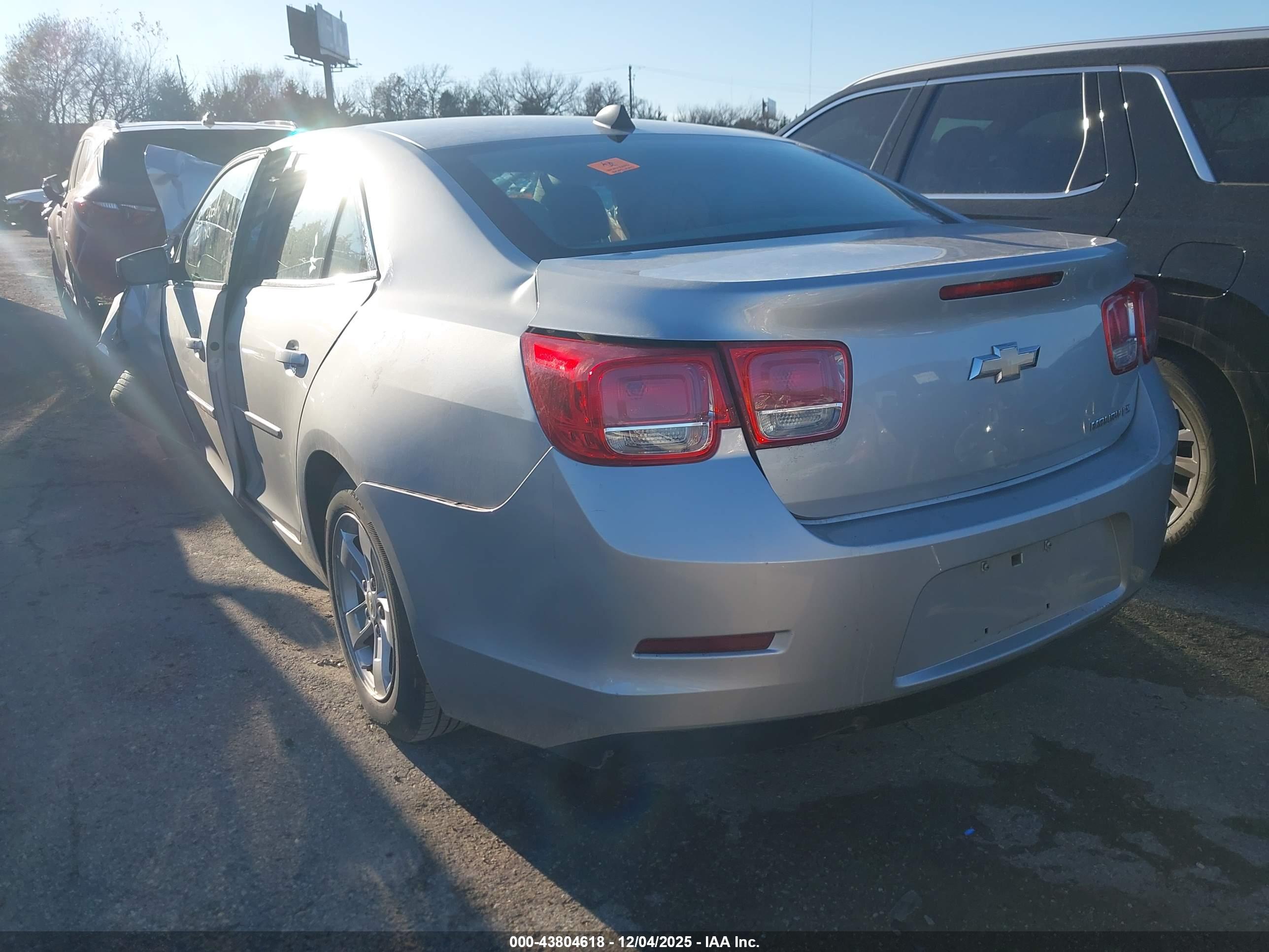 CHEVROLET MALIBU image 3