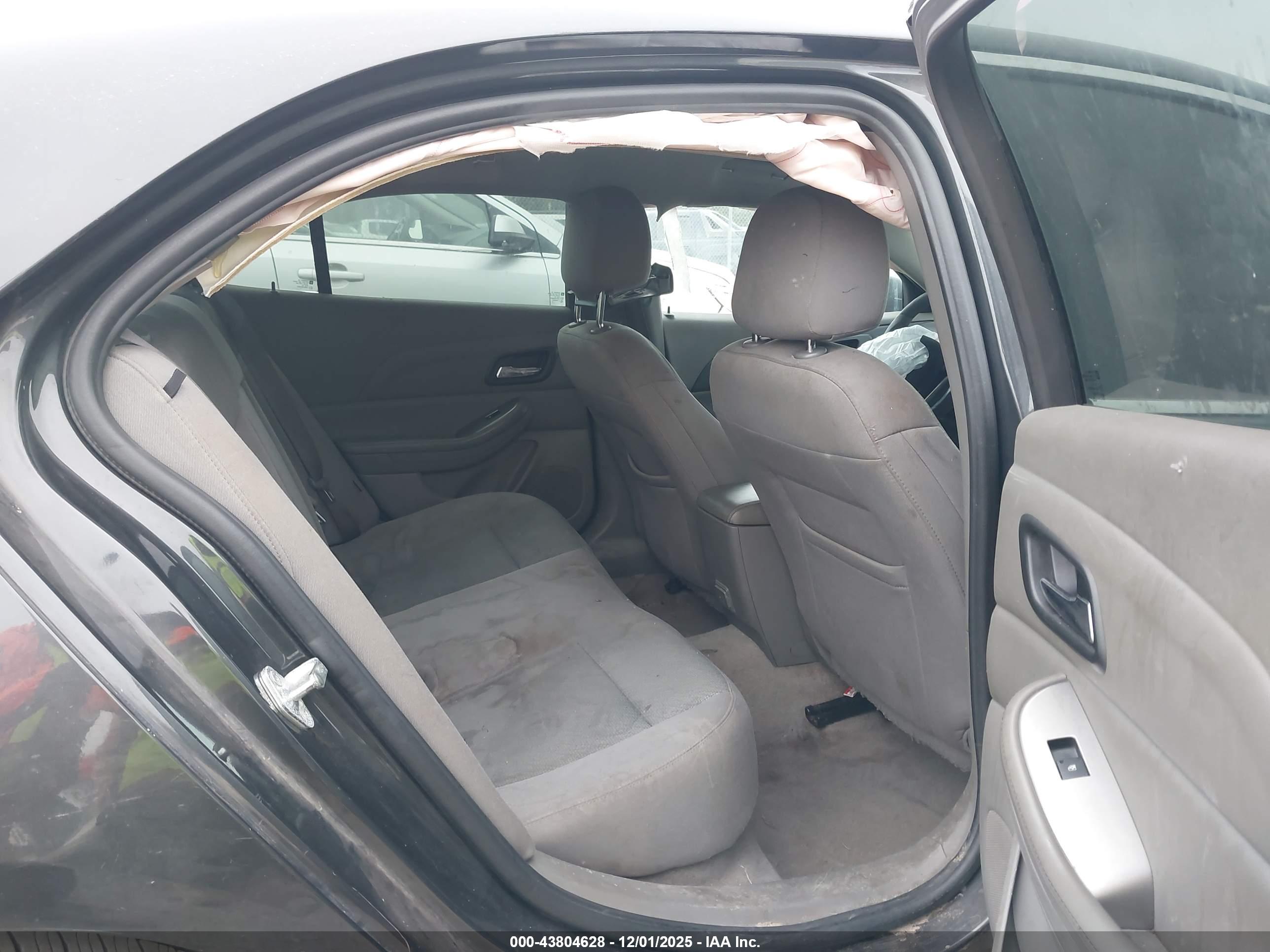 CHEVROLET MALIBU image 8