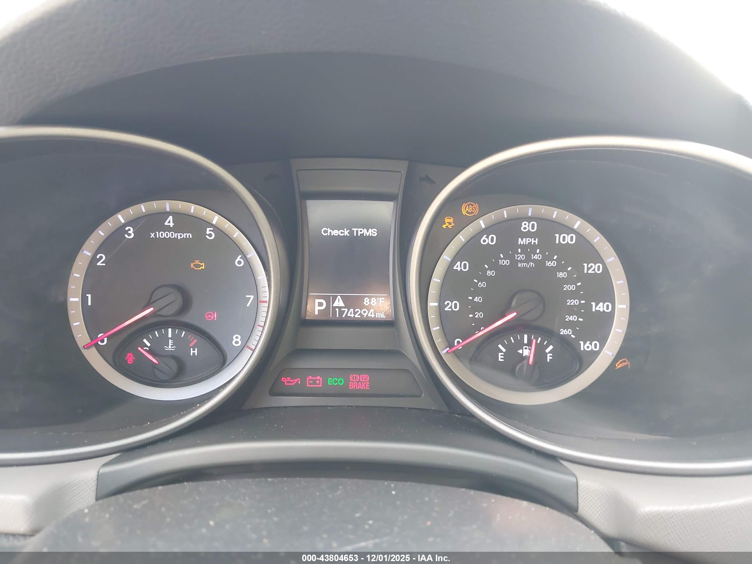 HYUNDAI SANTA image 7