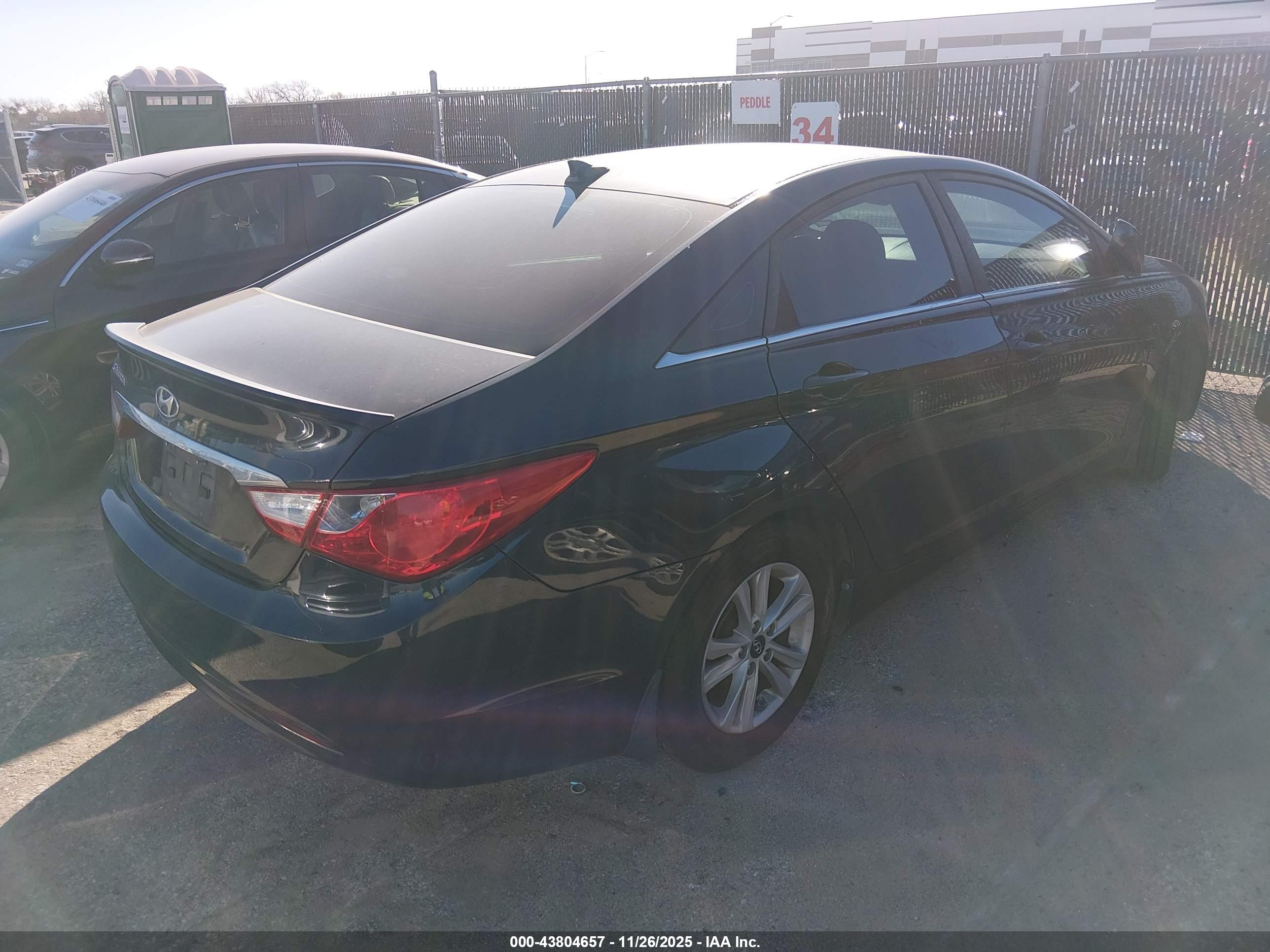 HYUNDAI SONATA image 4