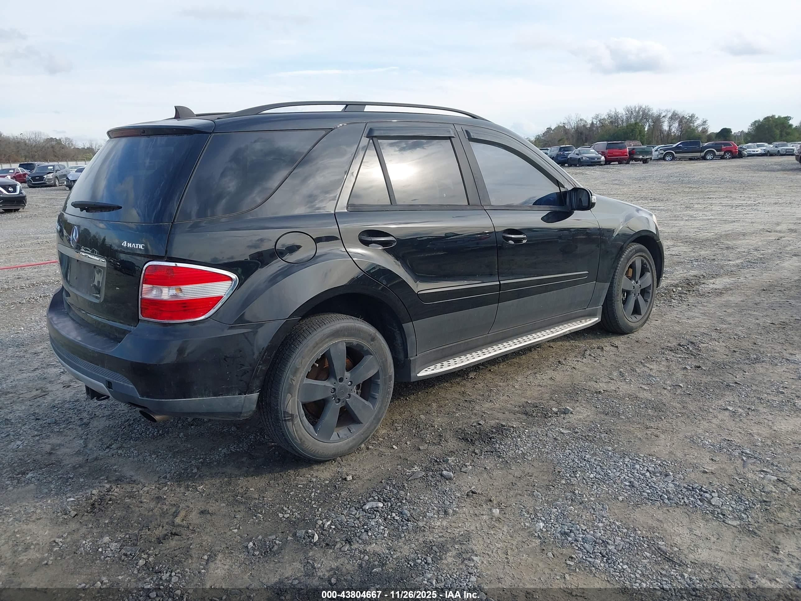 MERCEDES-BENZ ML image 4