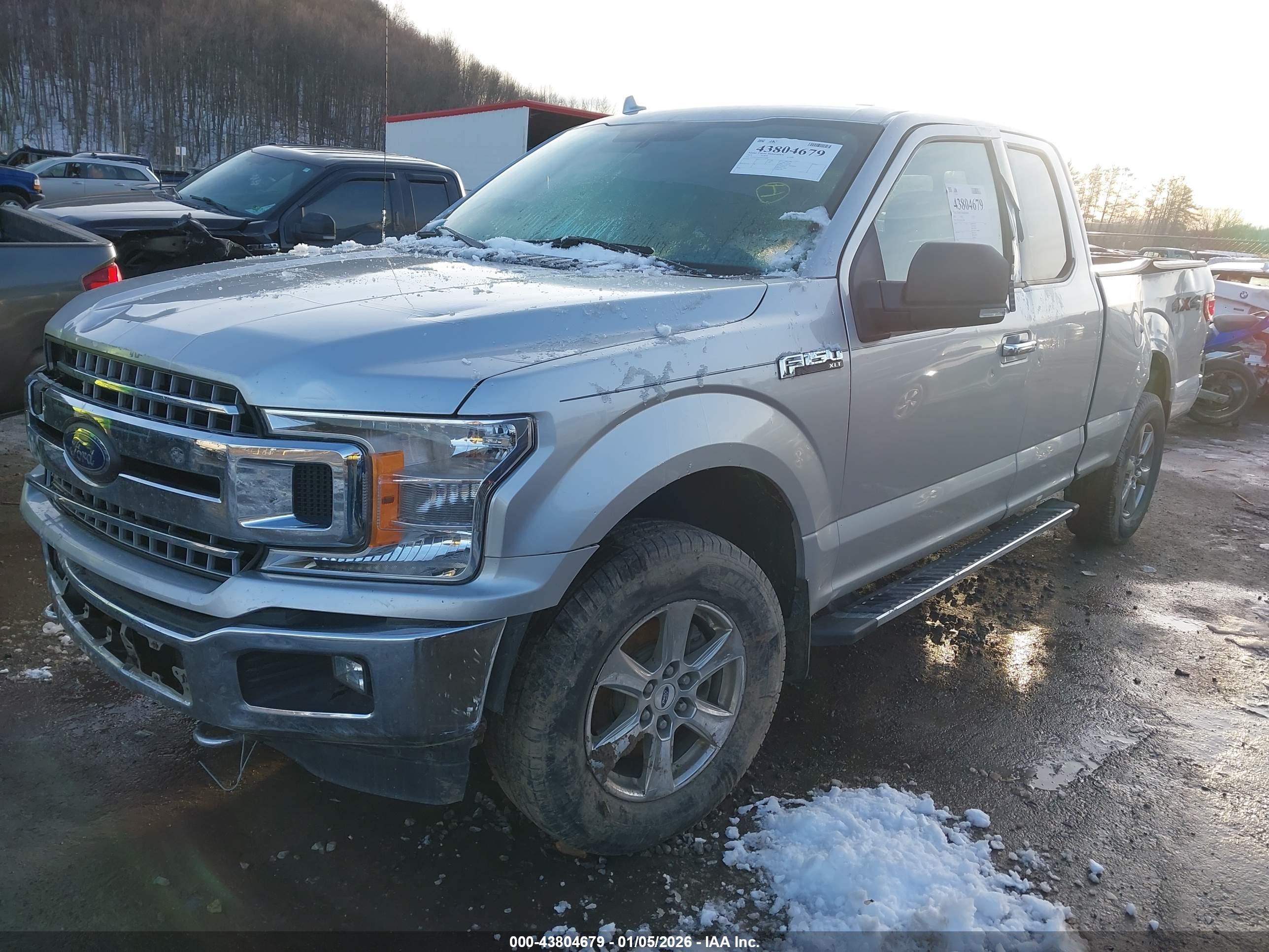 FORD F-150 image 2