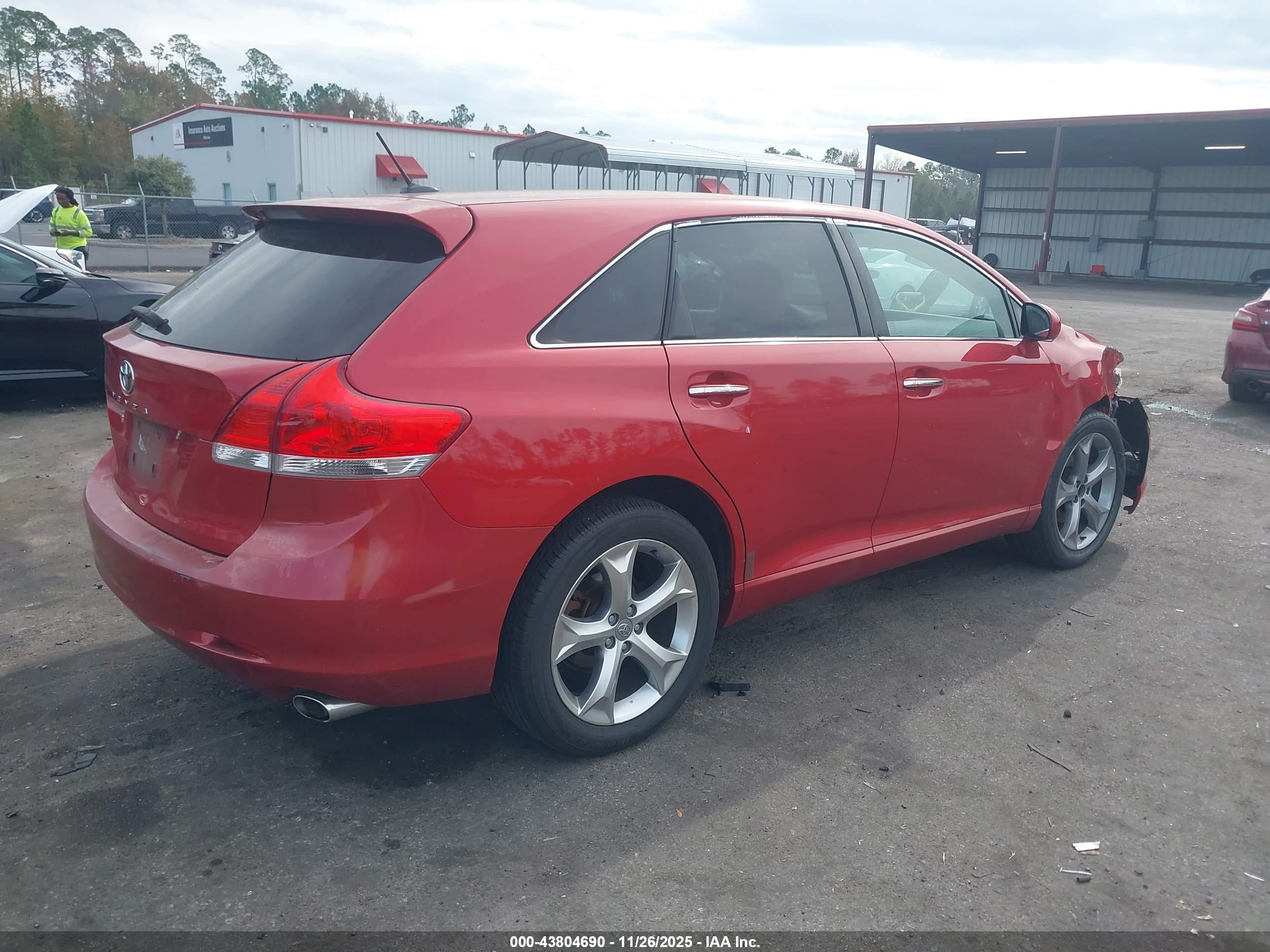 TOYOTA VENZA image 4