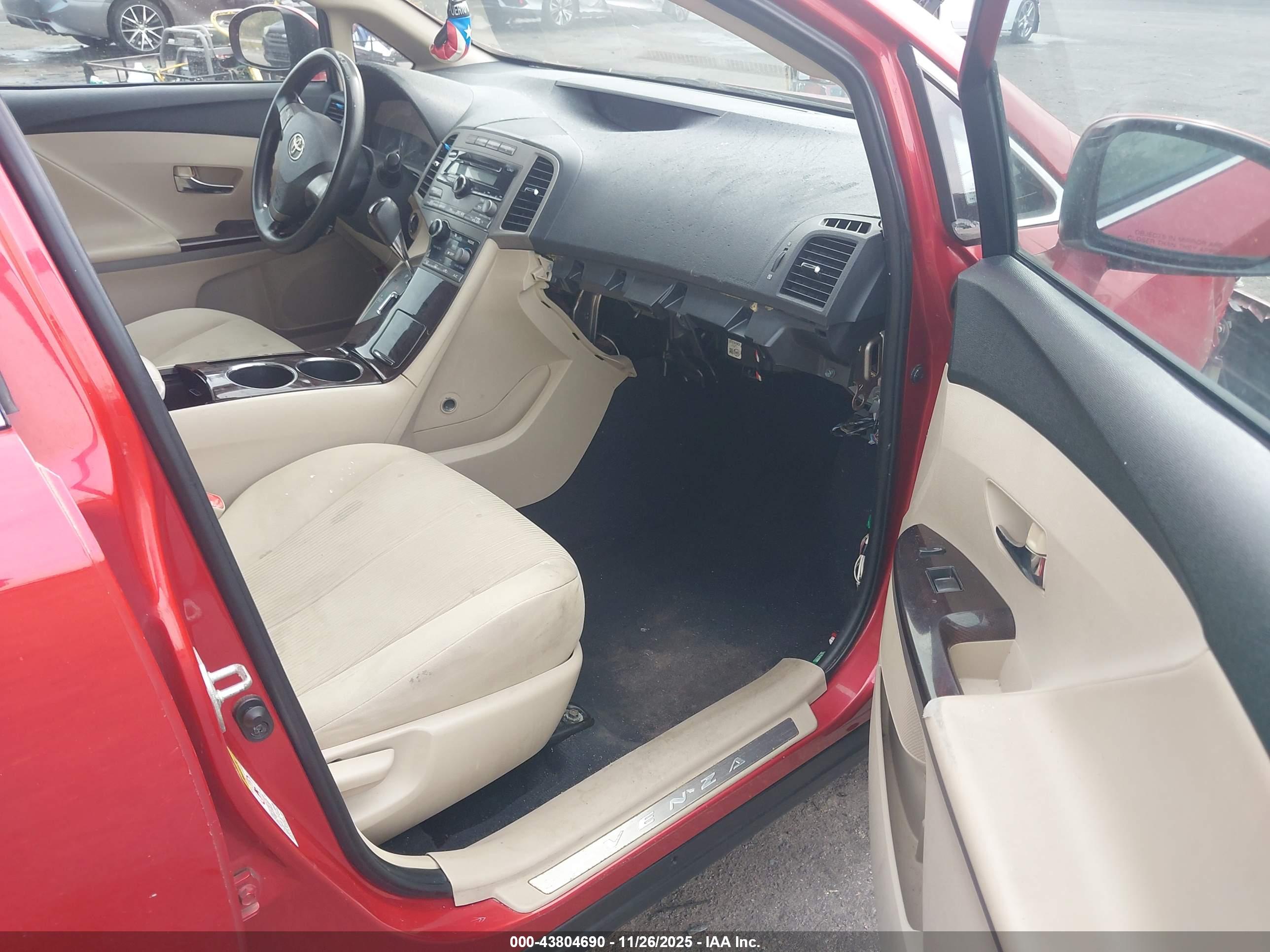 TOYOTA VENZA image 5