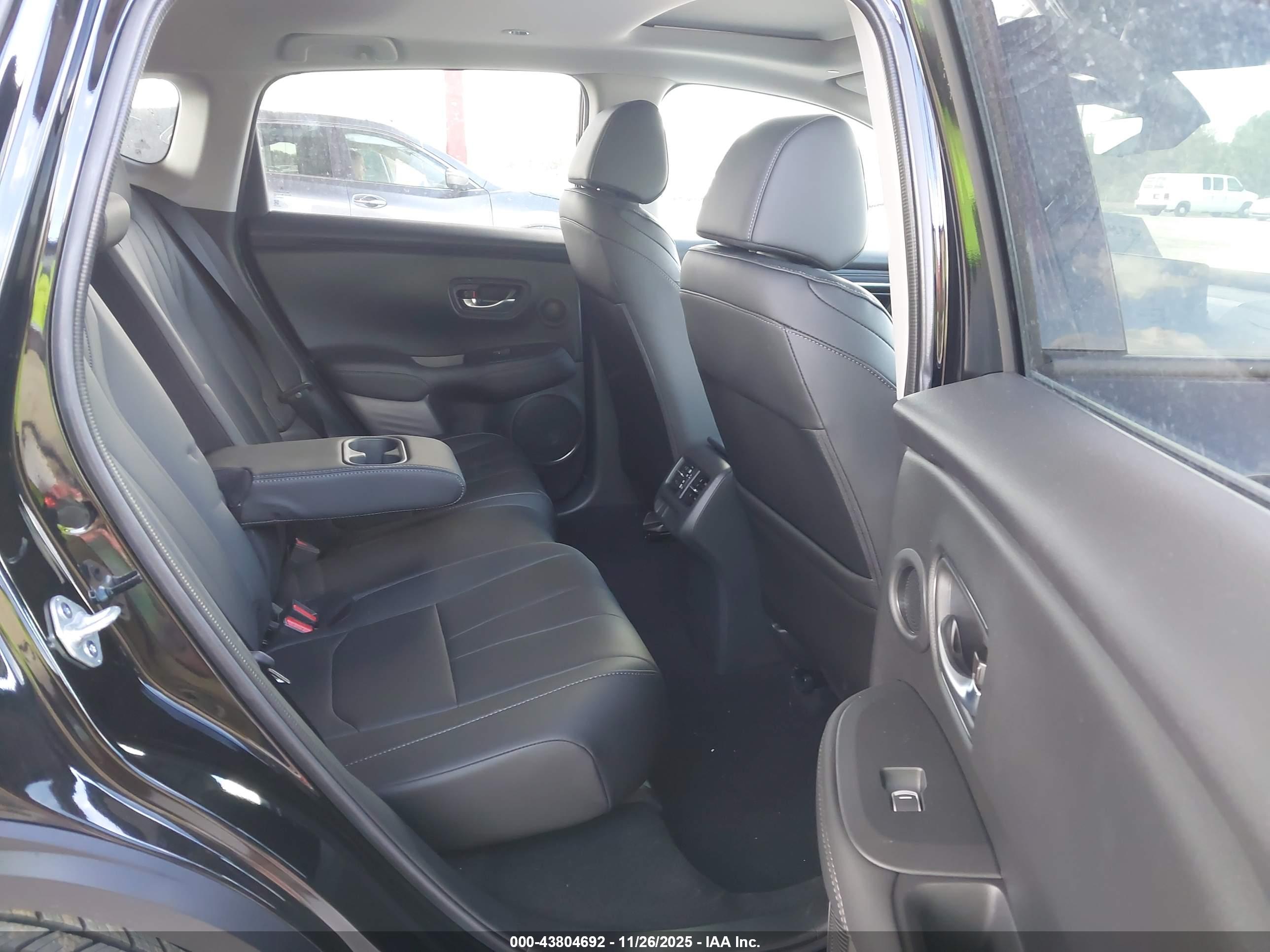 ACURA ADX image 8