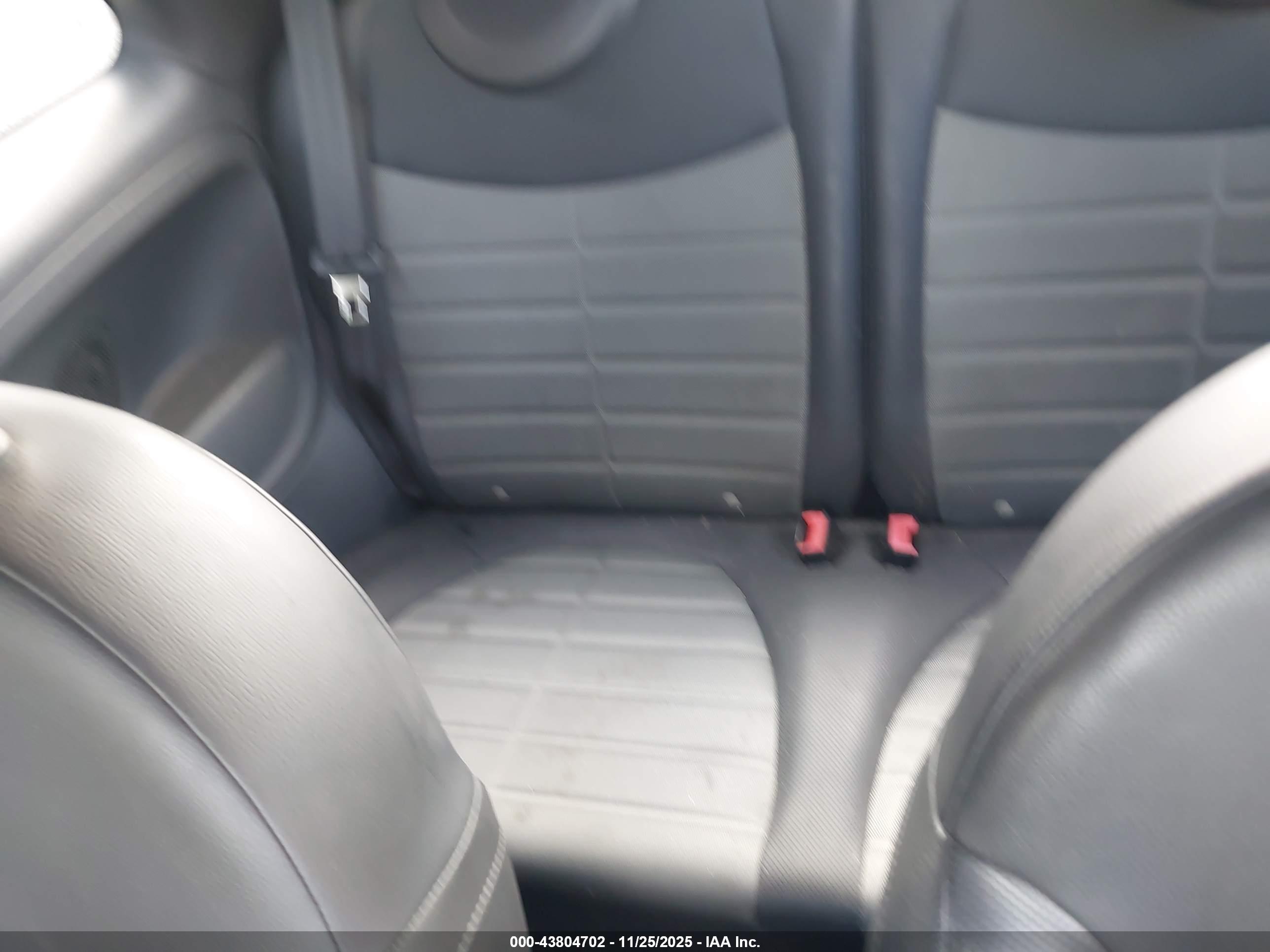 FIAT 500 image 8