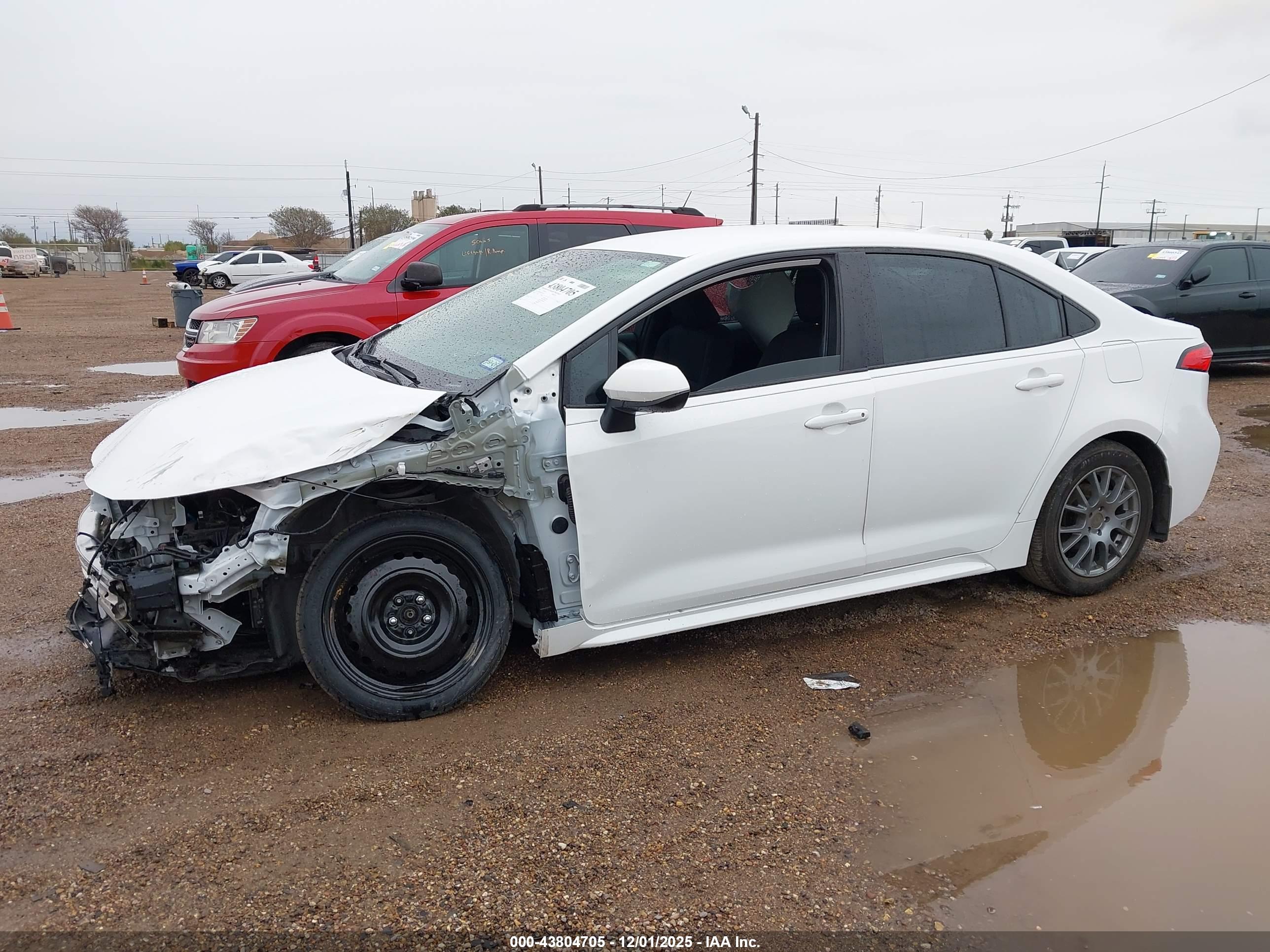 TOYOTA COROLLA image 2