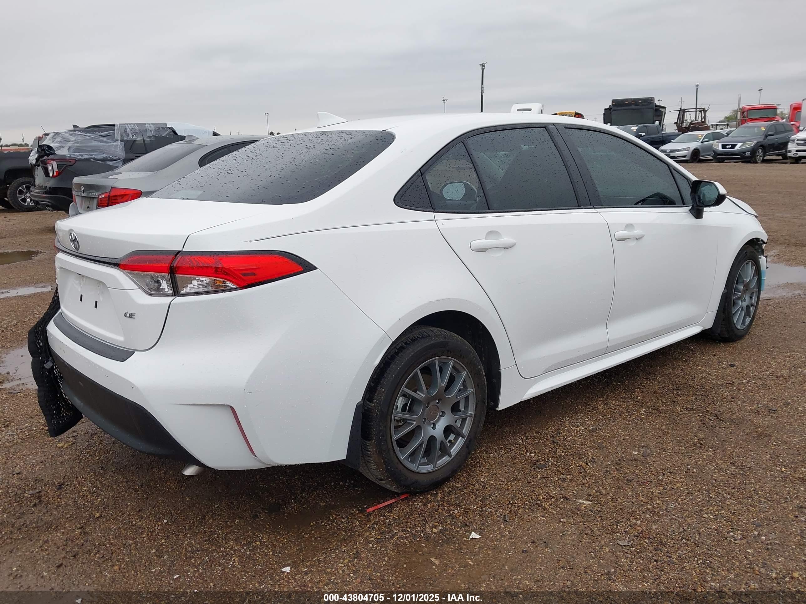 TOYOTA COROLLA image 4