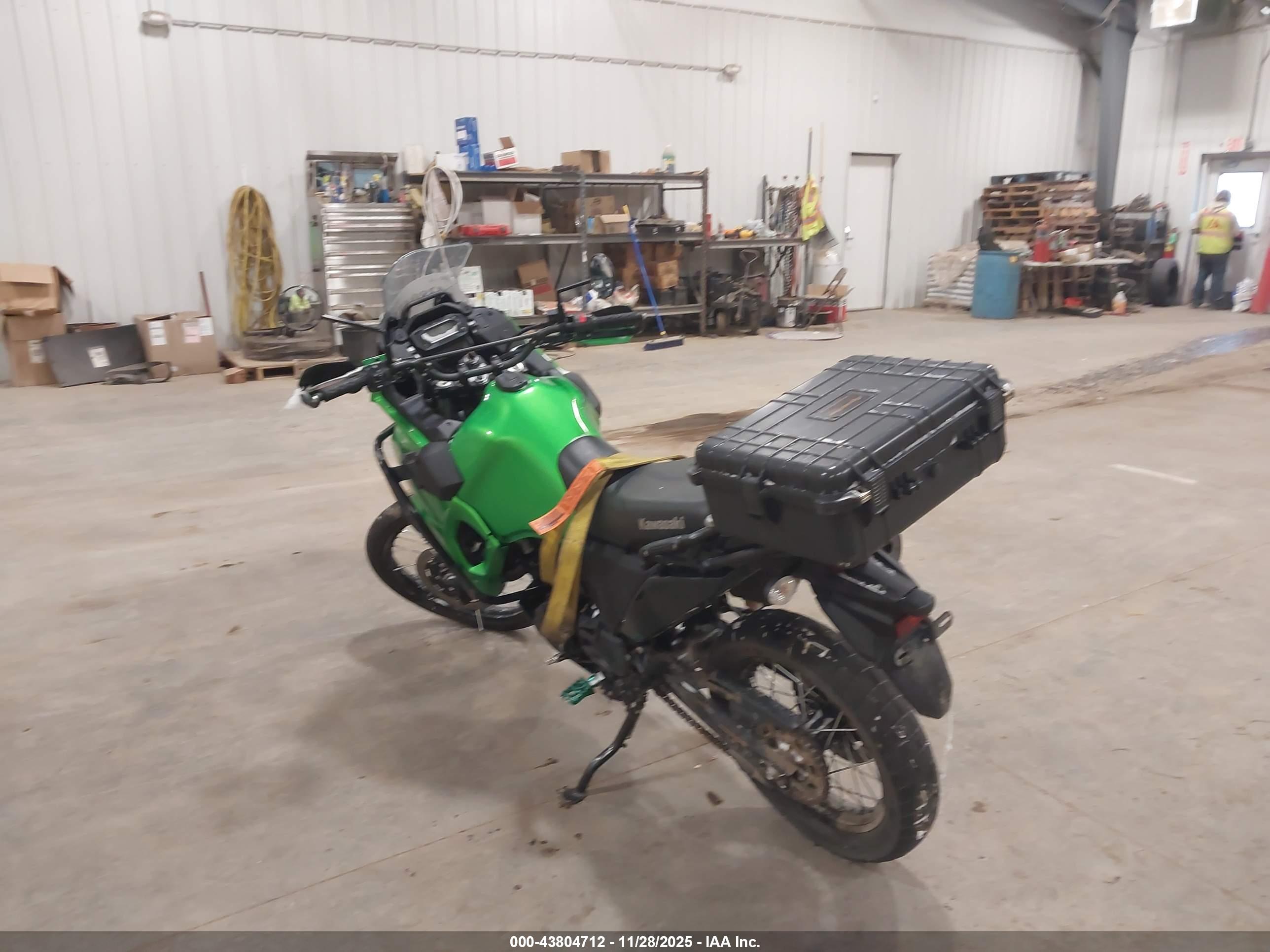 KAWASAKI KL650 image 3