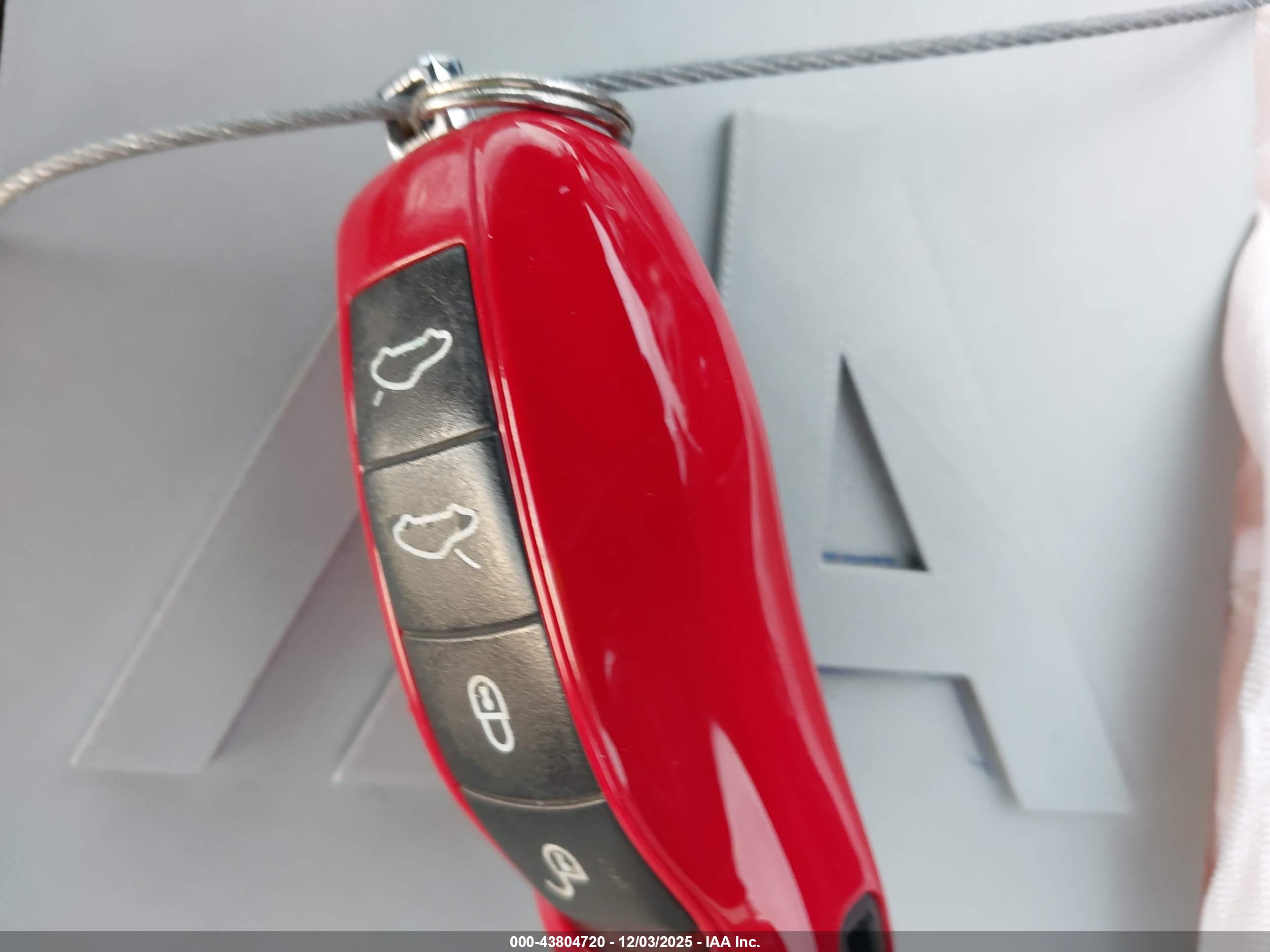 PORSCHE 718 image 11