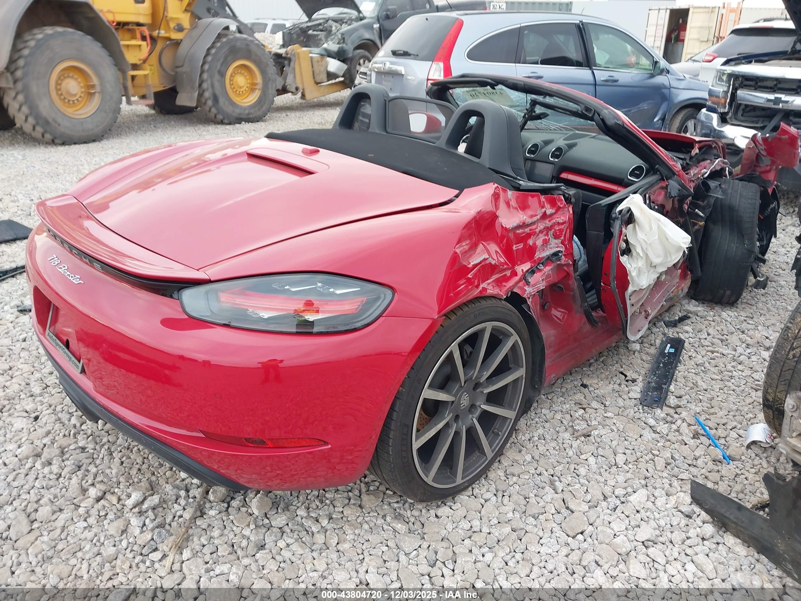 PORSCHE 718 image 4
