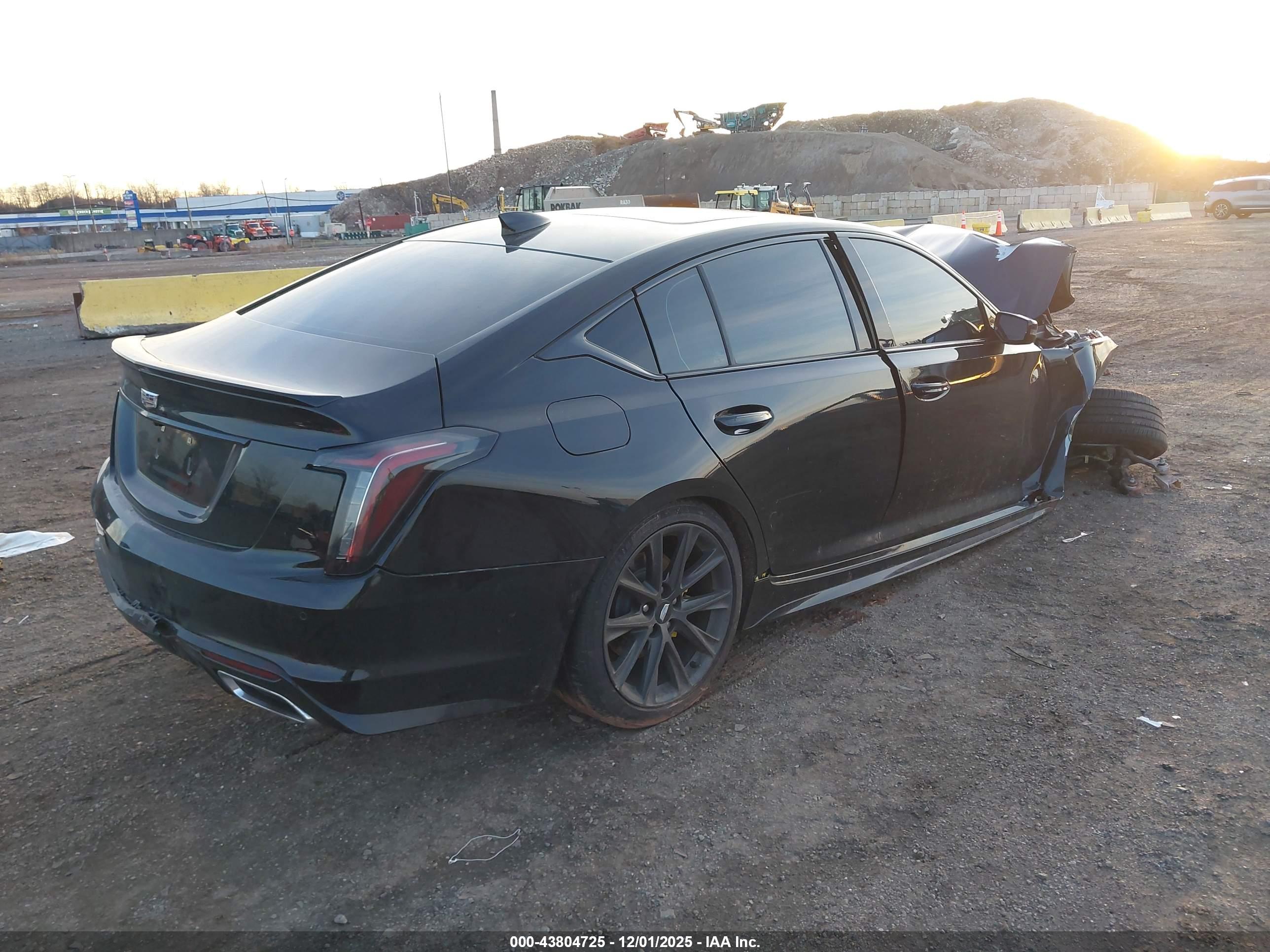 CADILLAC CT5 image 4