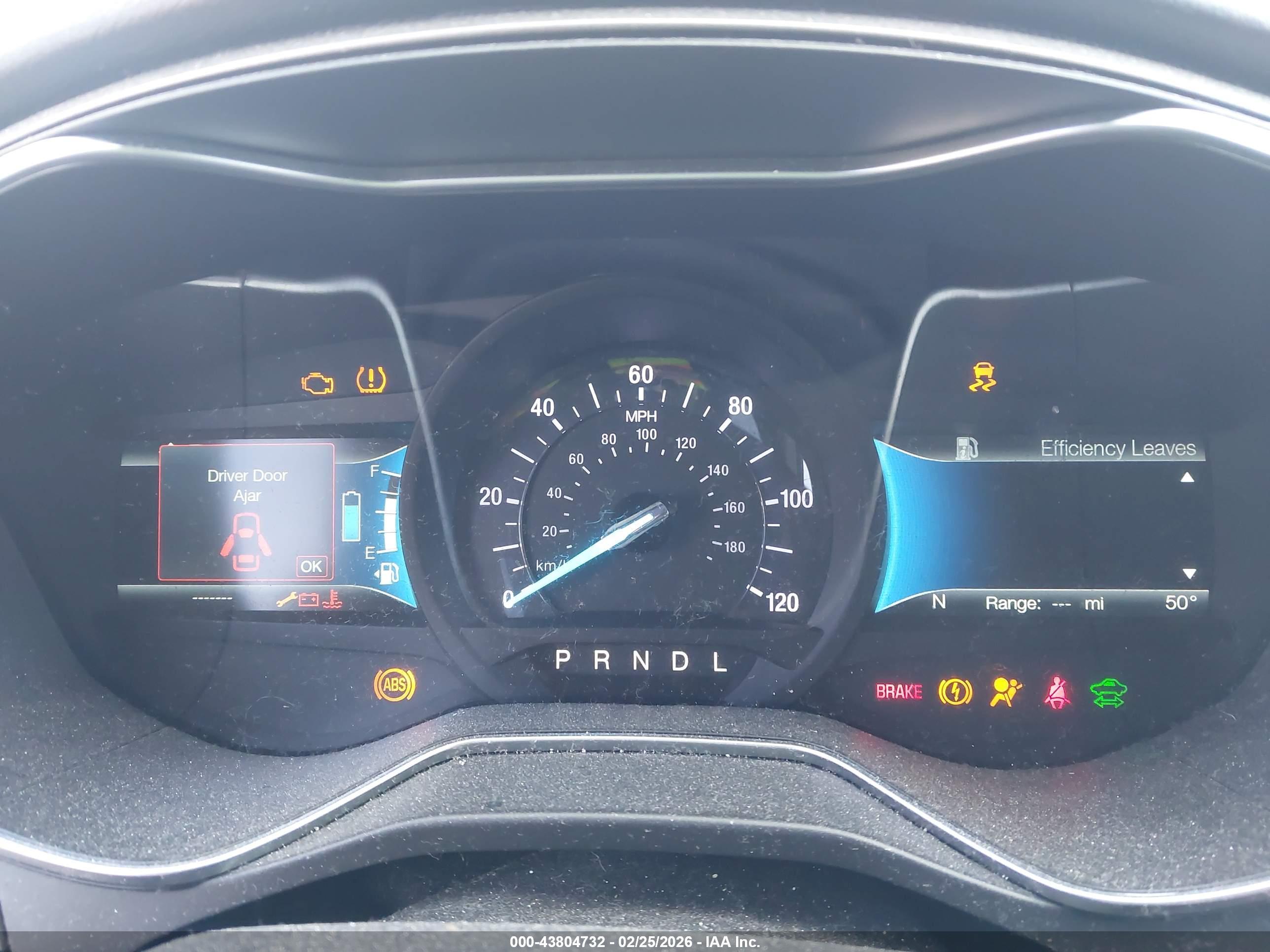 FORD FUSION image 7