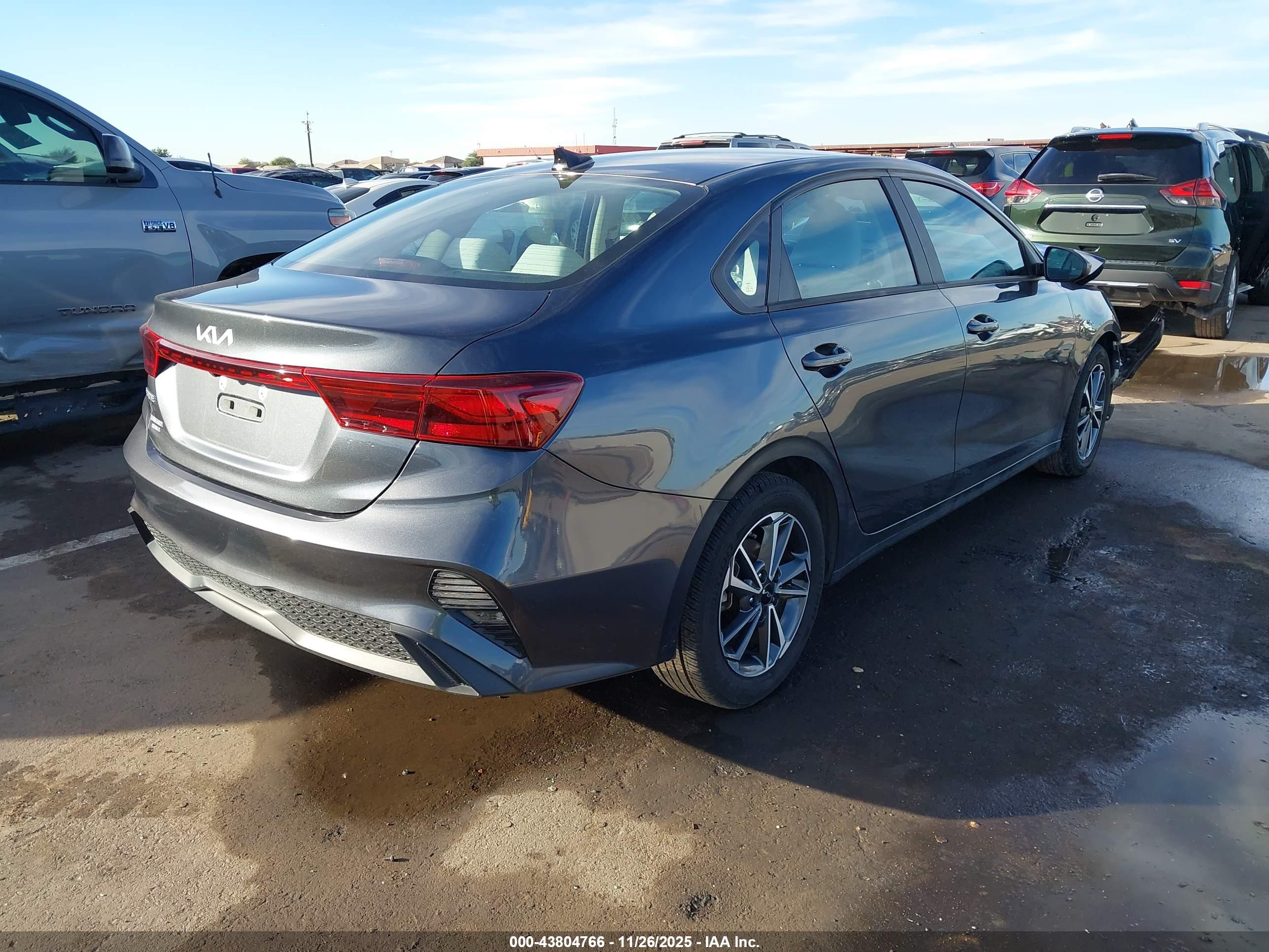 KIA FORTE image 4