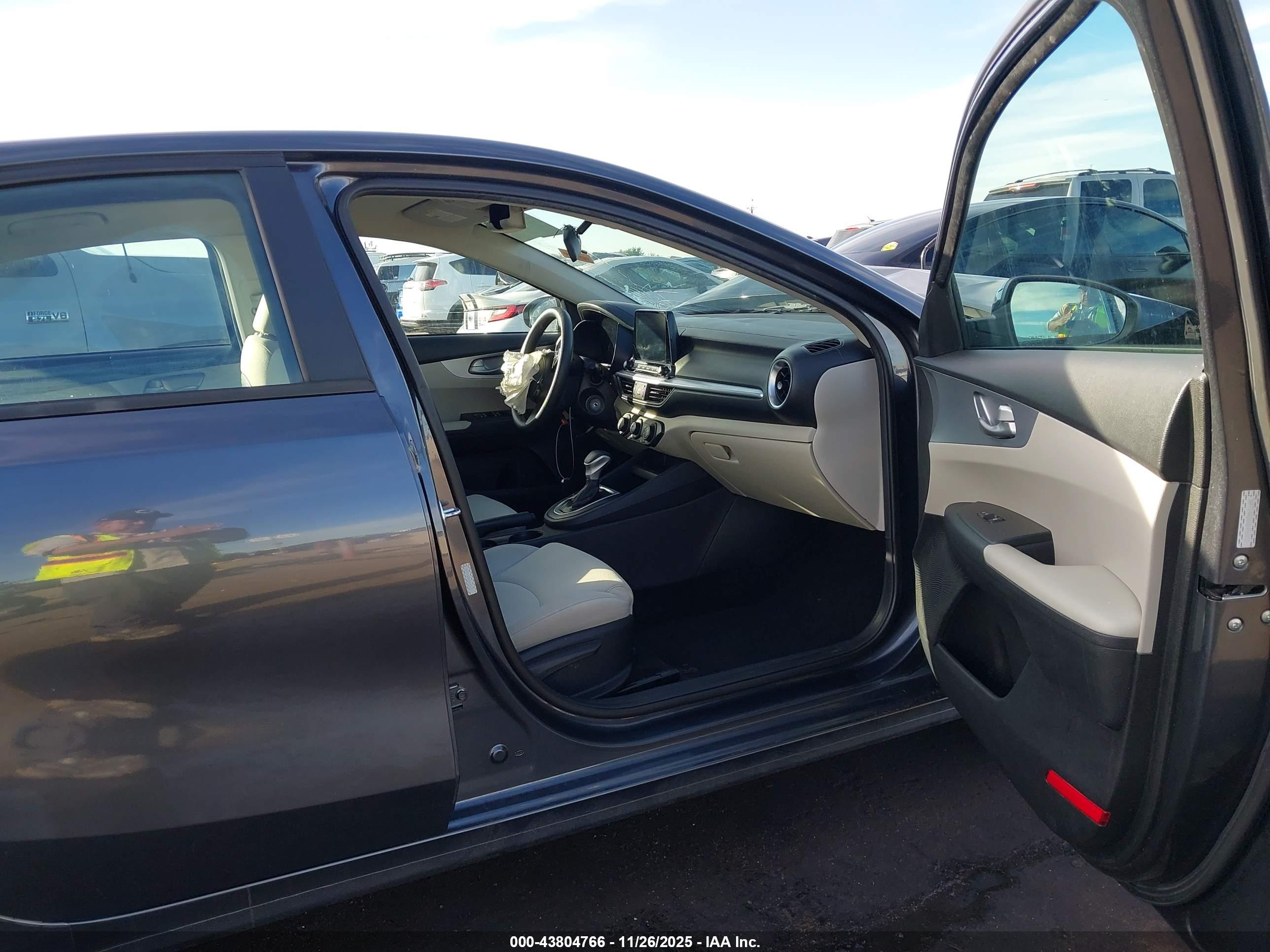 KIA FORTE image 5