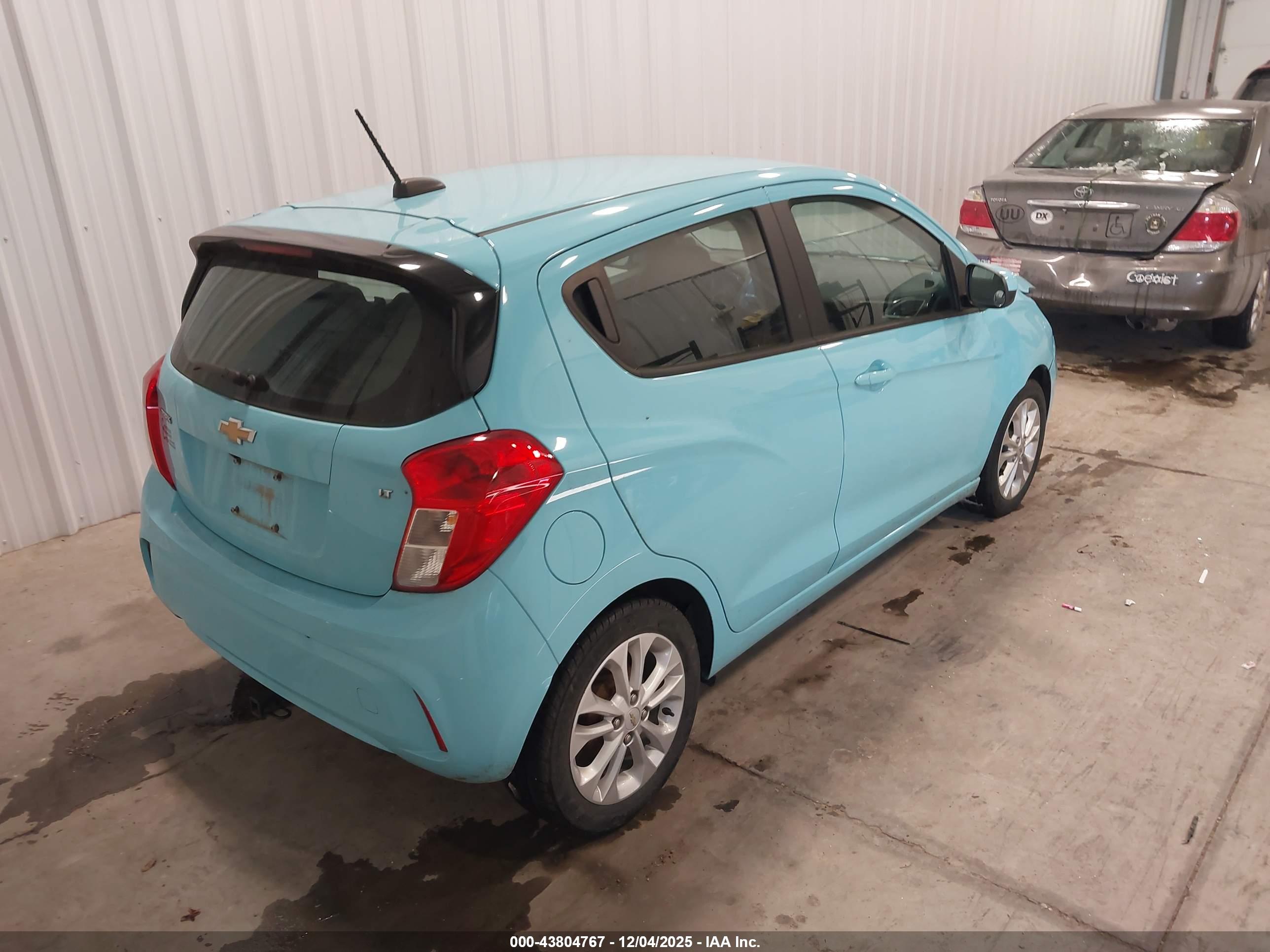 CHEVROLET SPARK image 4