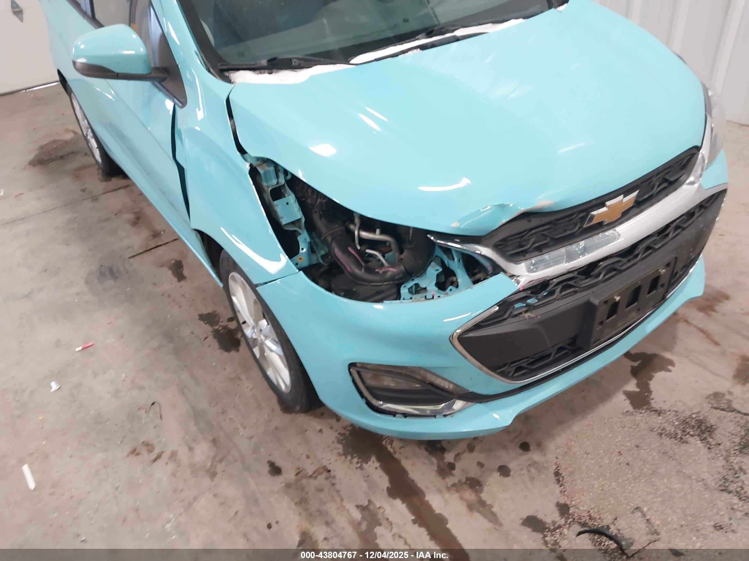 CHEVROLET SPARK image 6