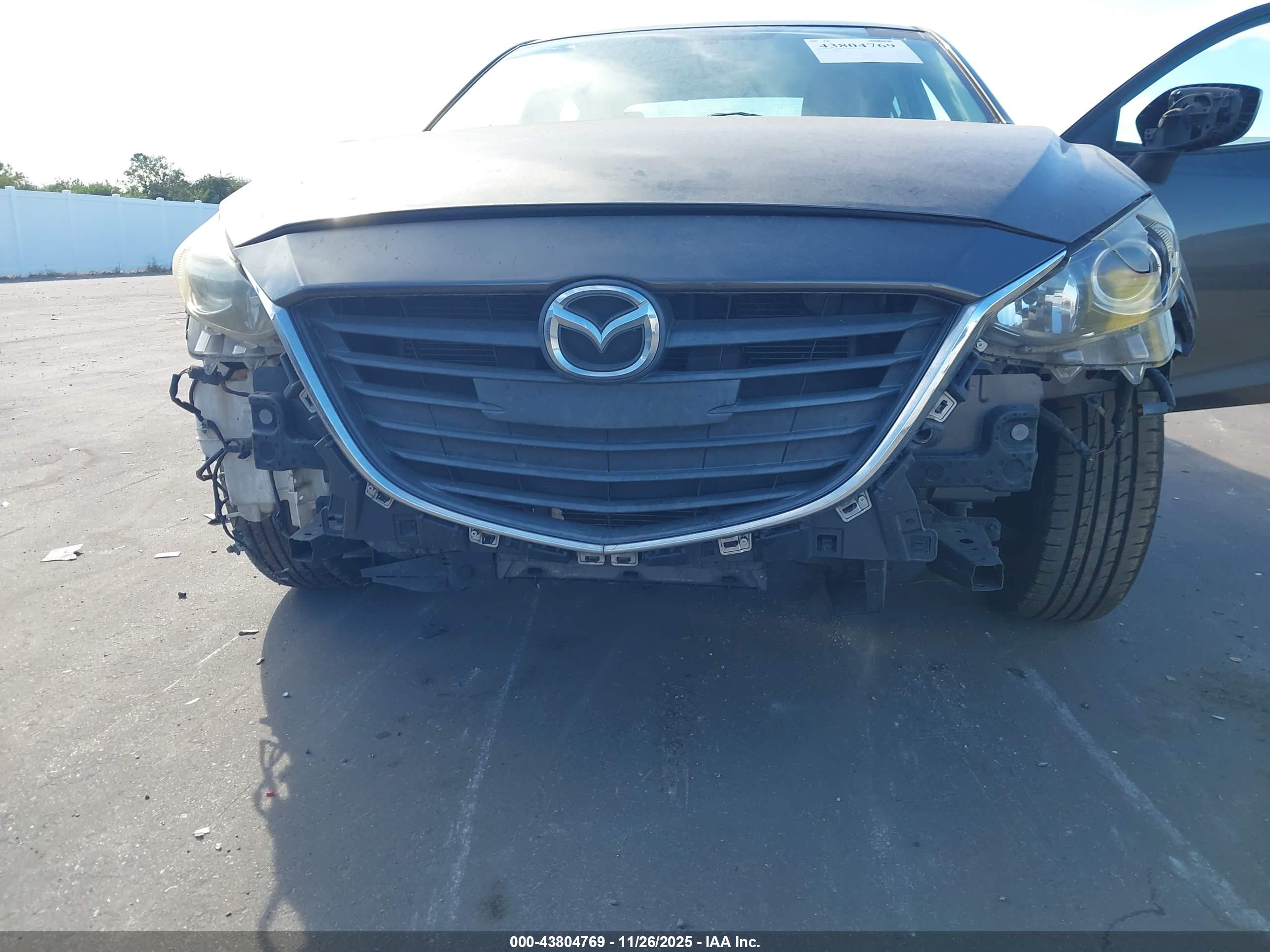 MAZDA MAZDA3 image 6