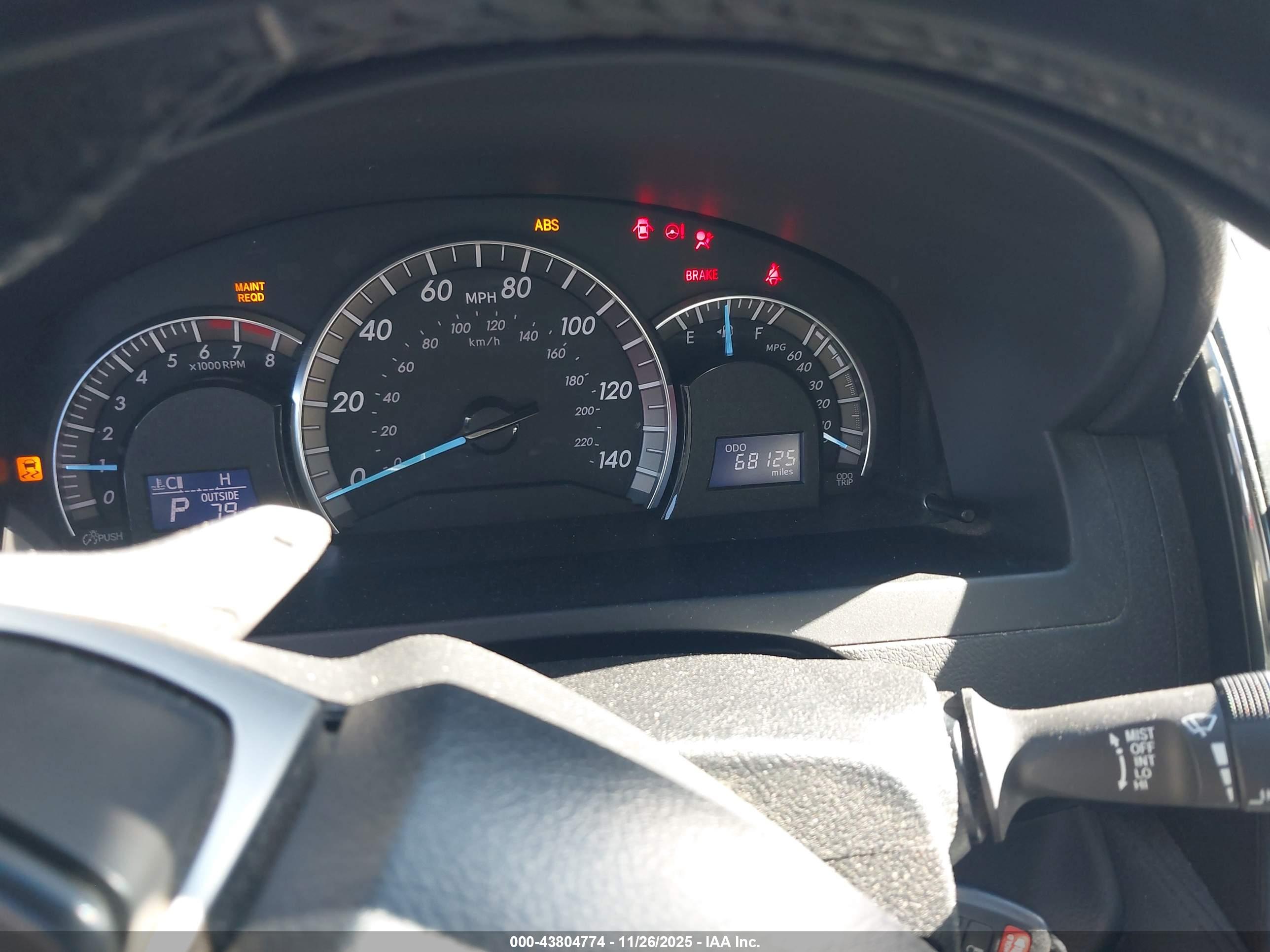 TOYOTA CAMRY image 7