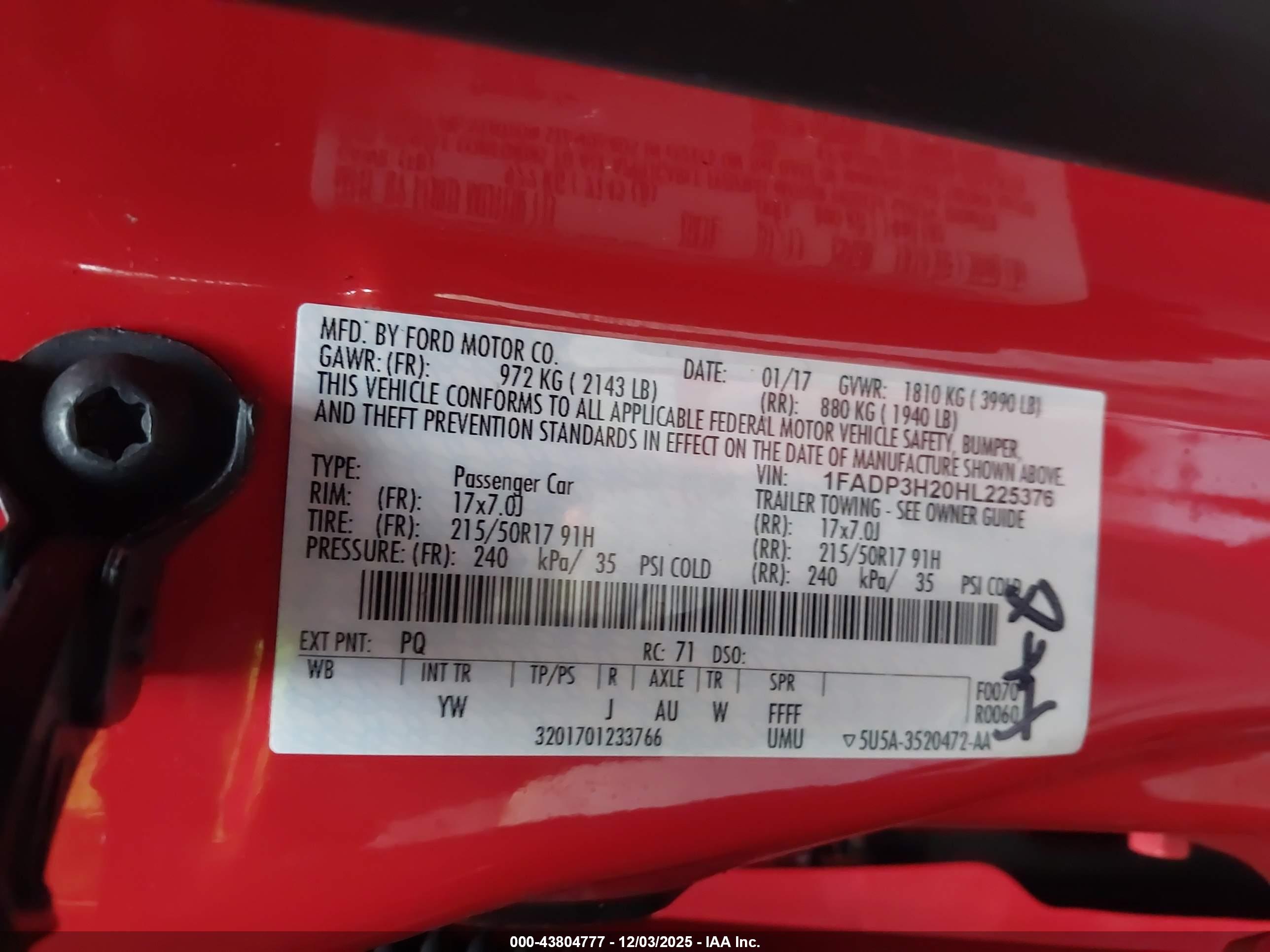 FORD FOCUS image 9