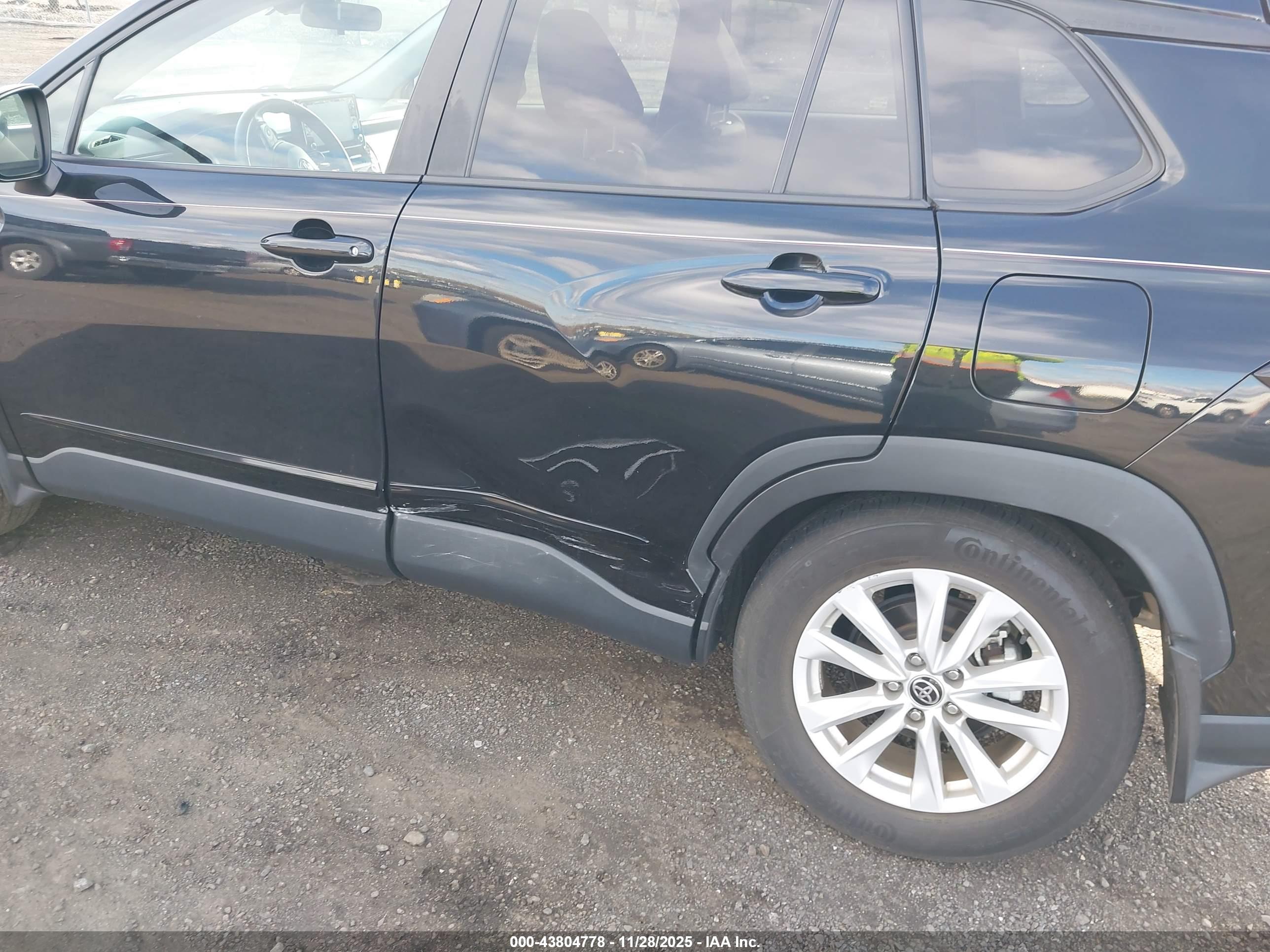 TOYOTA COROLLA image 6