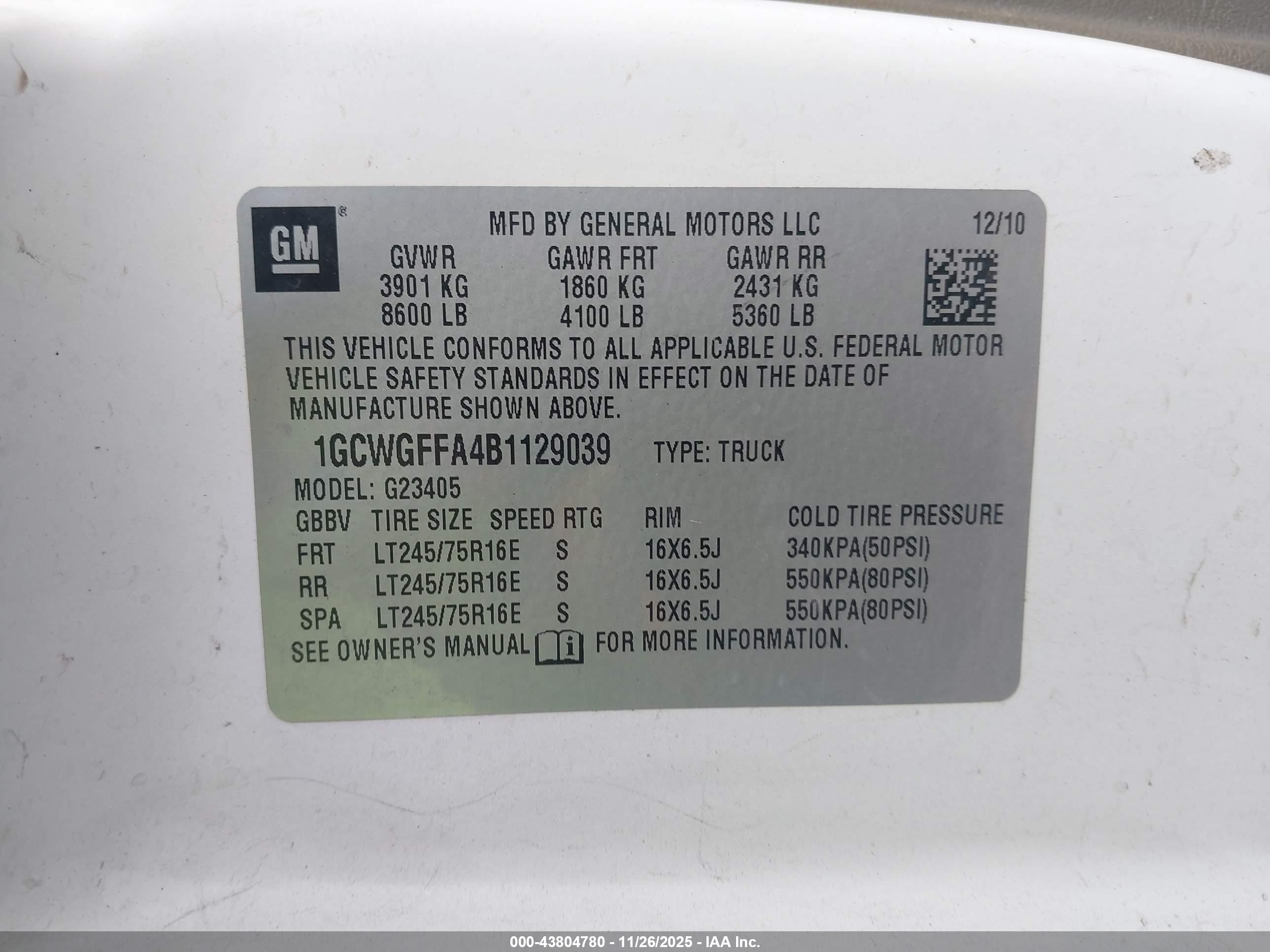 CHEVROLET EXPRESS image 9