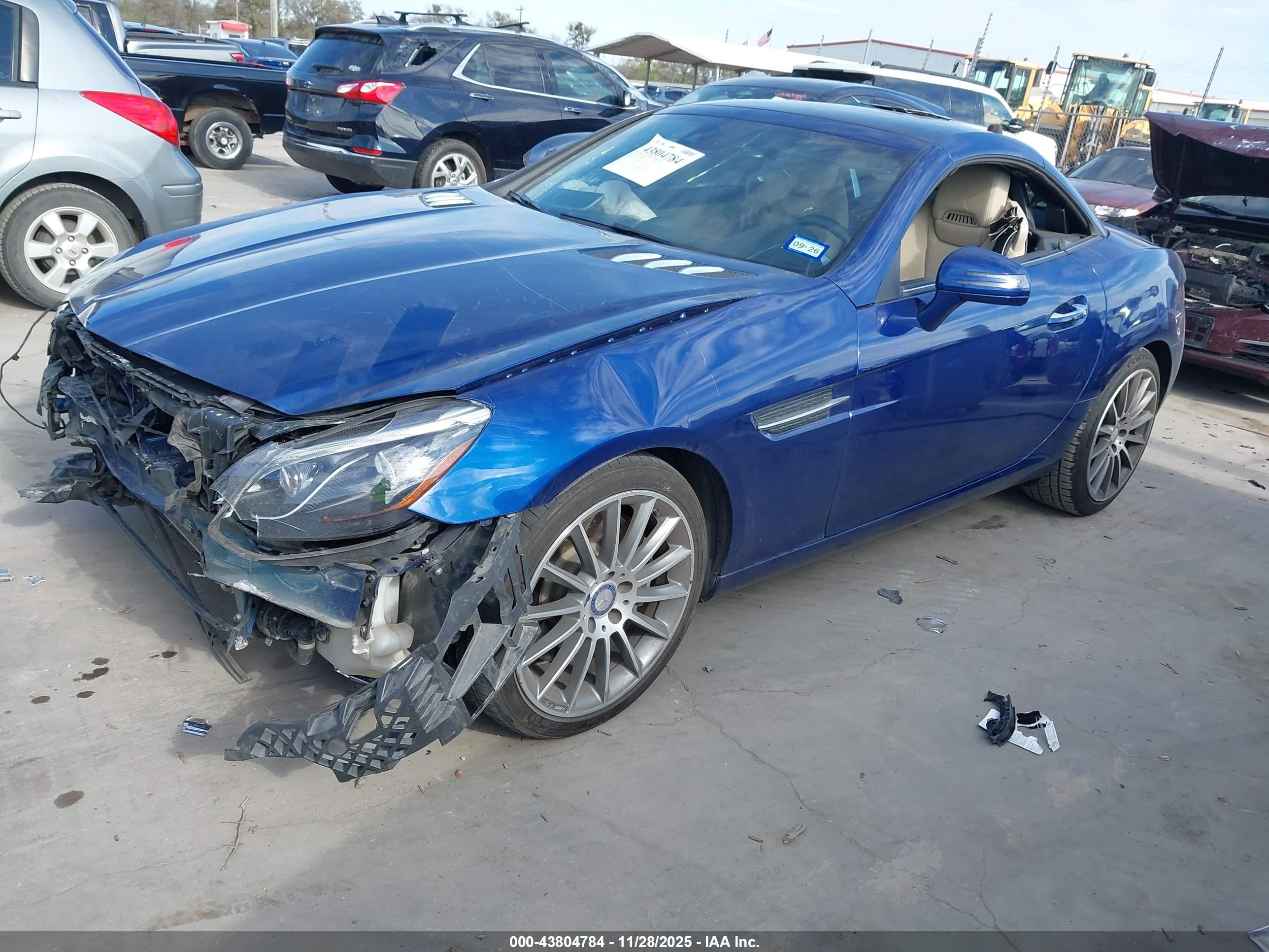 MERCEDES-BENZ SLC image 2