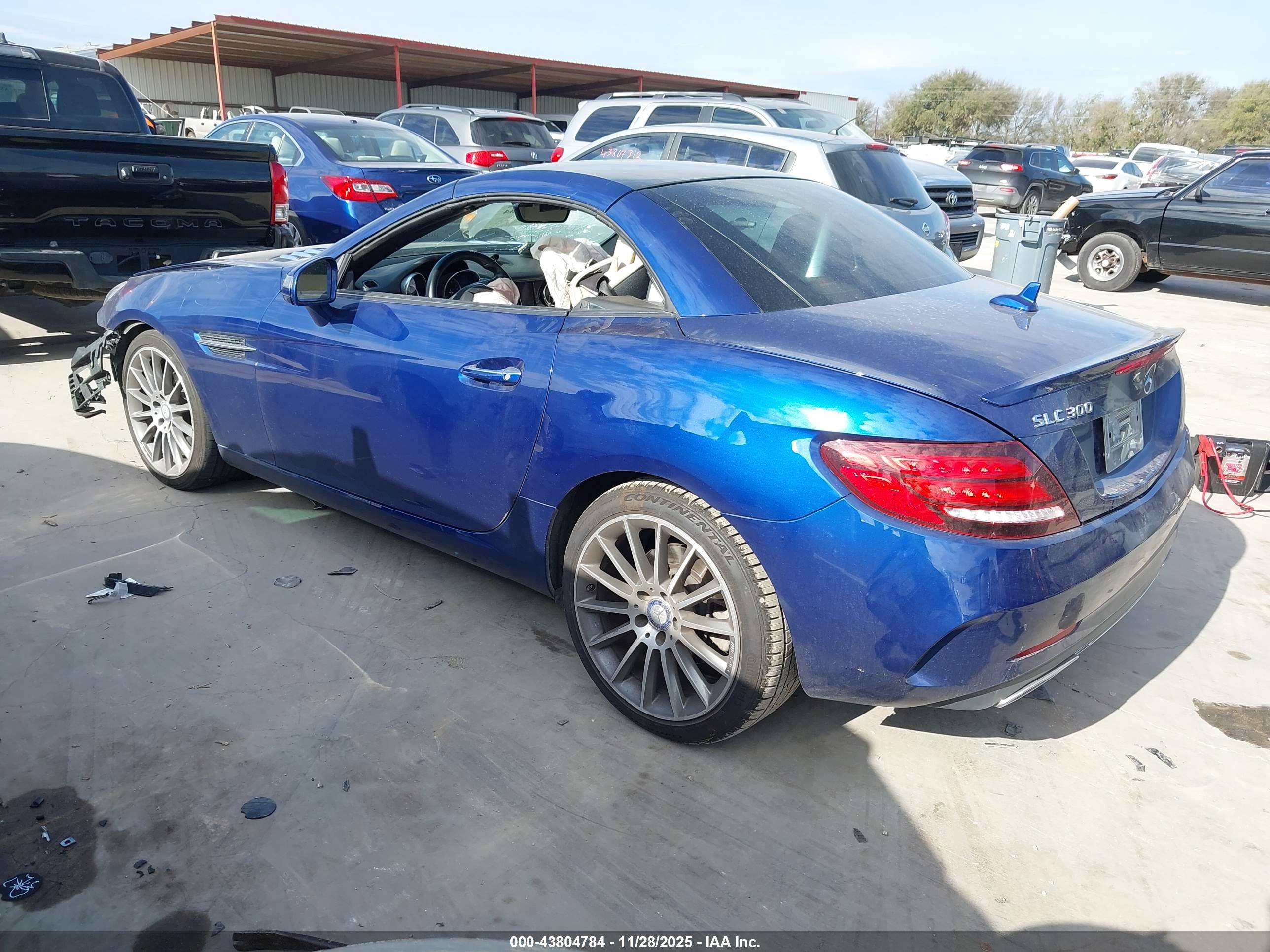 MERCEDES-BENZ SLC image 3