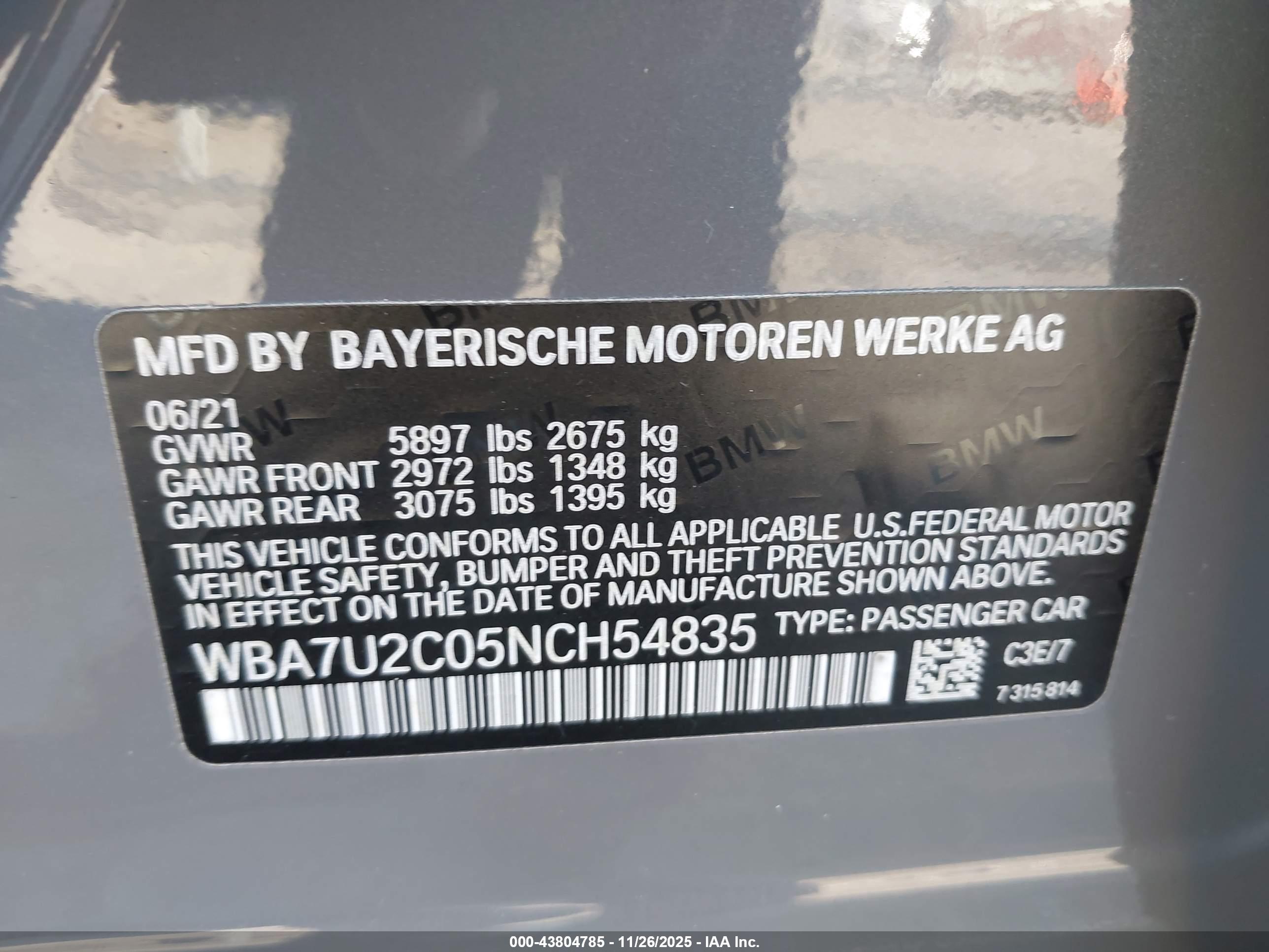 BMW 750 image 9