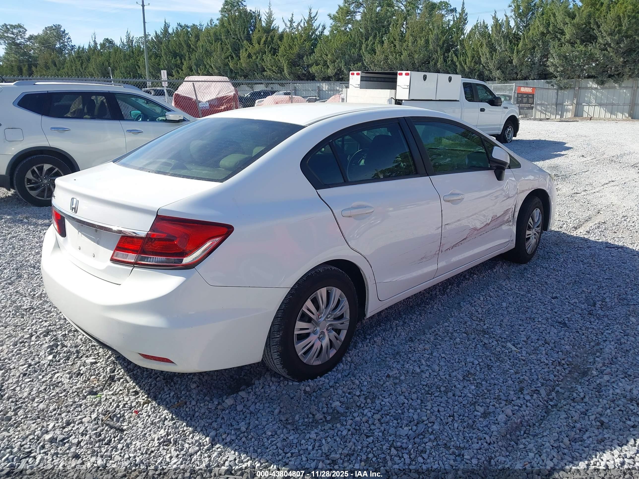 HONDA CIVIC image 4