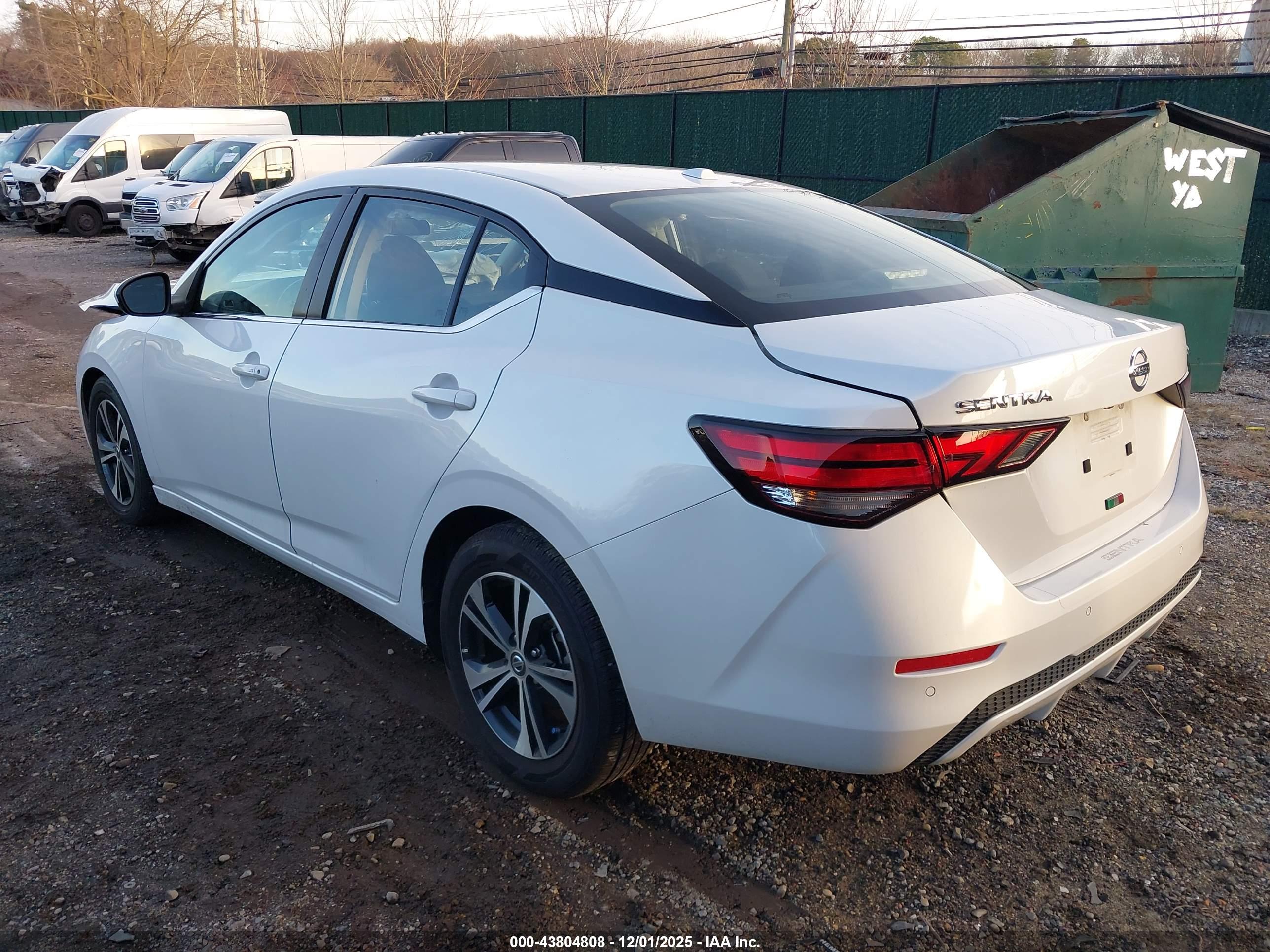 NISSAN SENTRA image 3