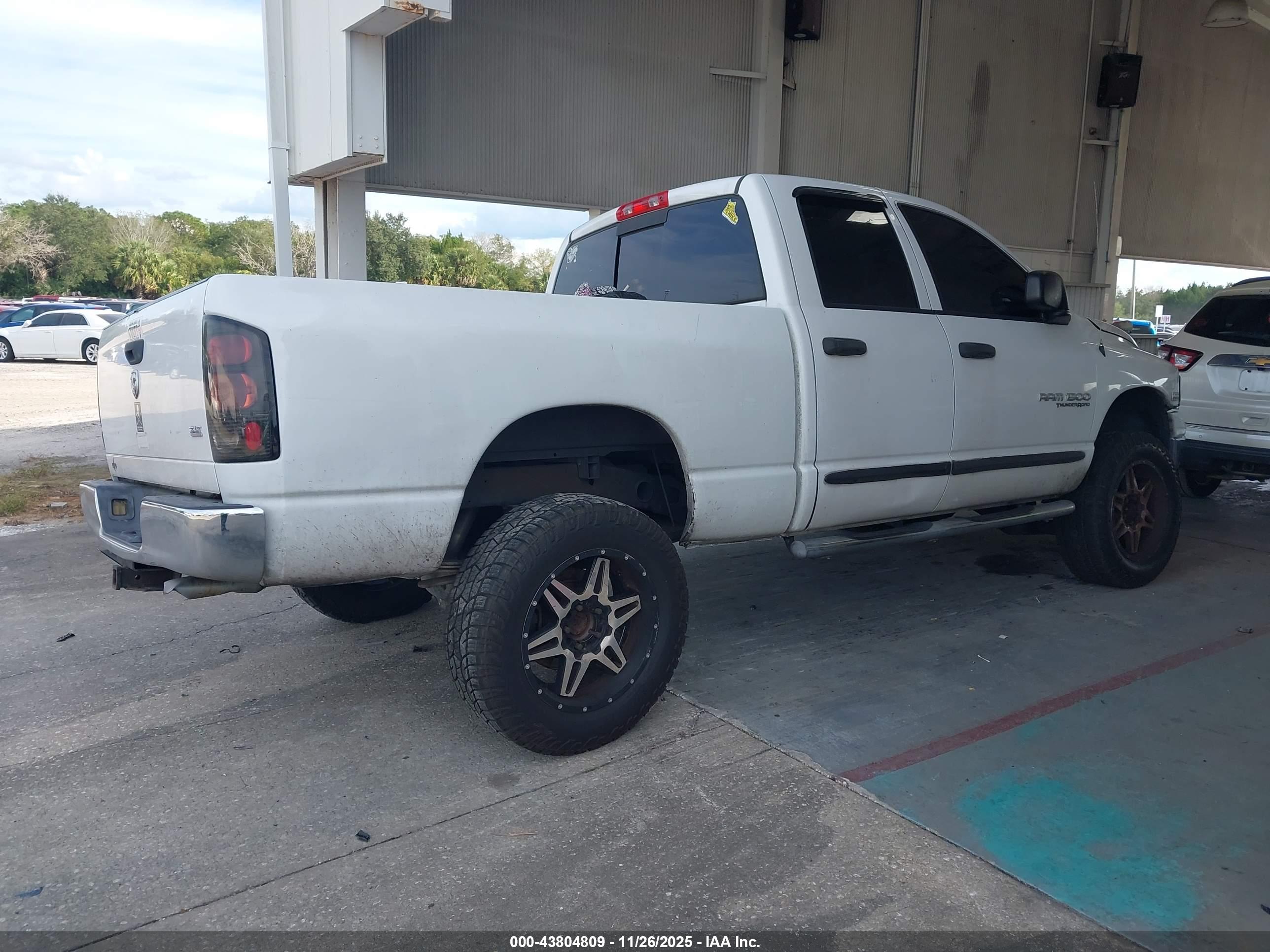 DODGE RAM image 4