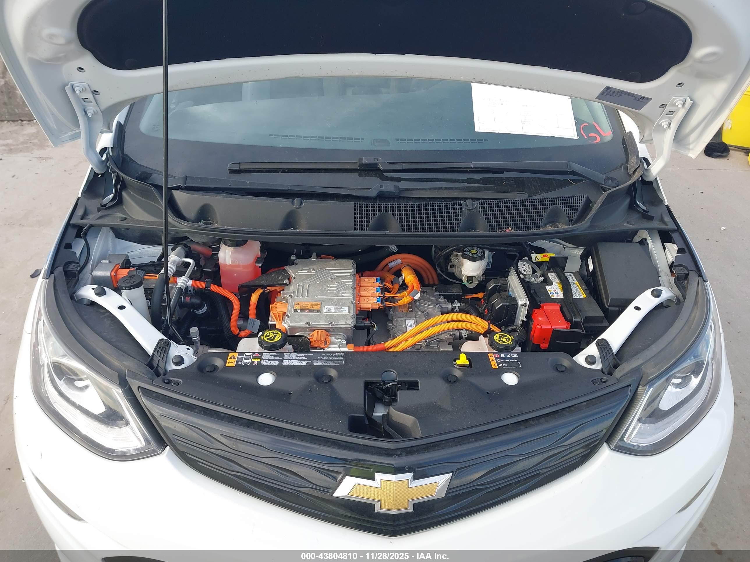 CHEVROLET BOLT image 10