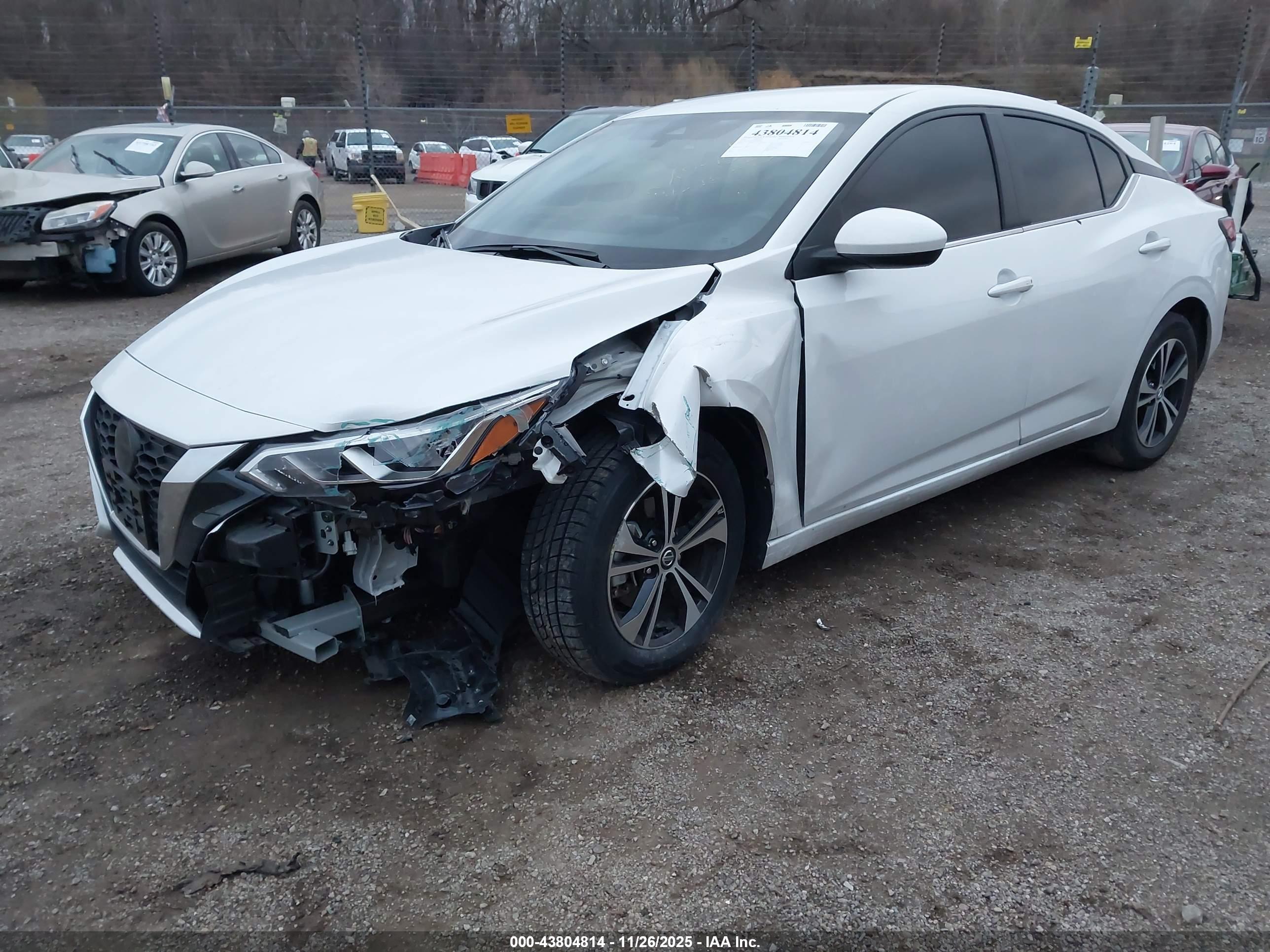 NISSAN SENTRA image 2